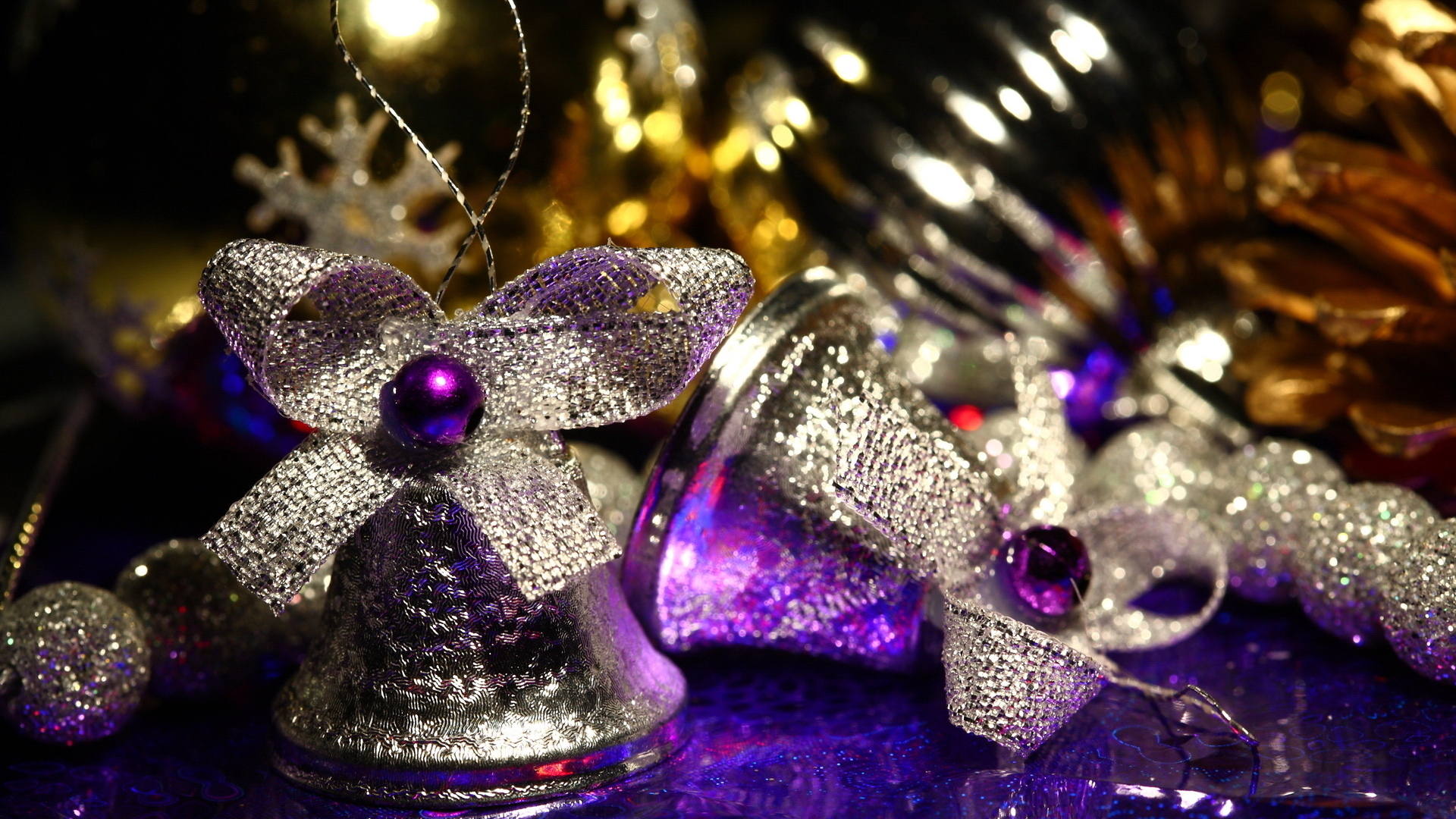 Christmas Bells Silver Wallpapers - Wallpaper Cave