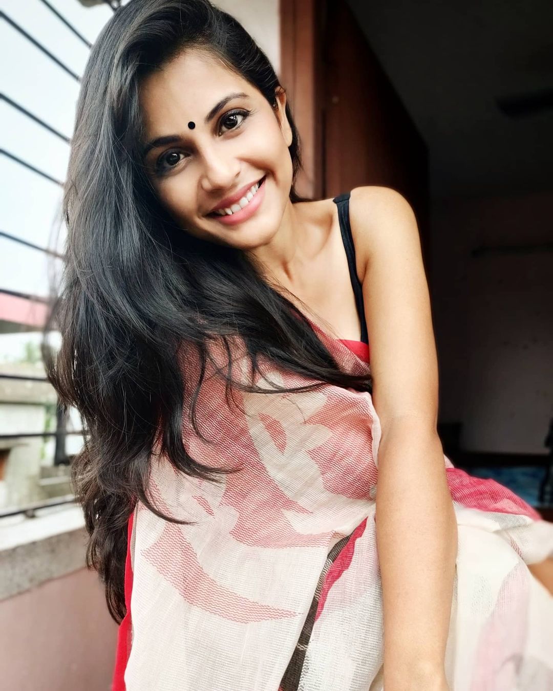 Megha Chakraborty: Movies, Age, Photo, Family, Husband, Height, Birthday, Biography, Filmography, Upcoming Movies, TV, OTT, Social Media, Facebook, Instagram, Twitter, WhatsApp, Google YouTube & More CelPox