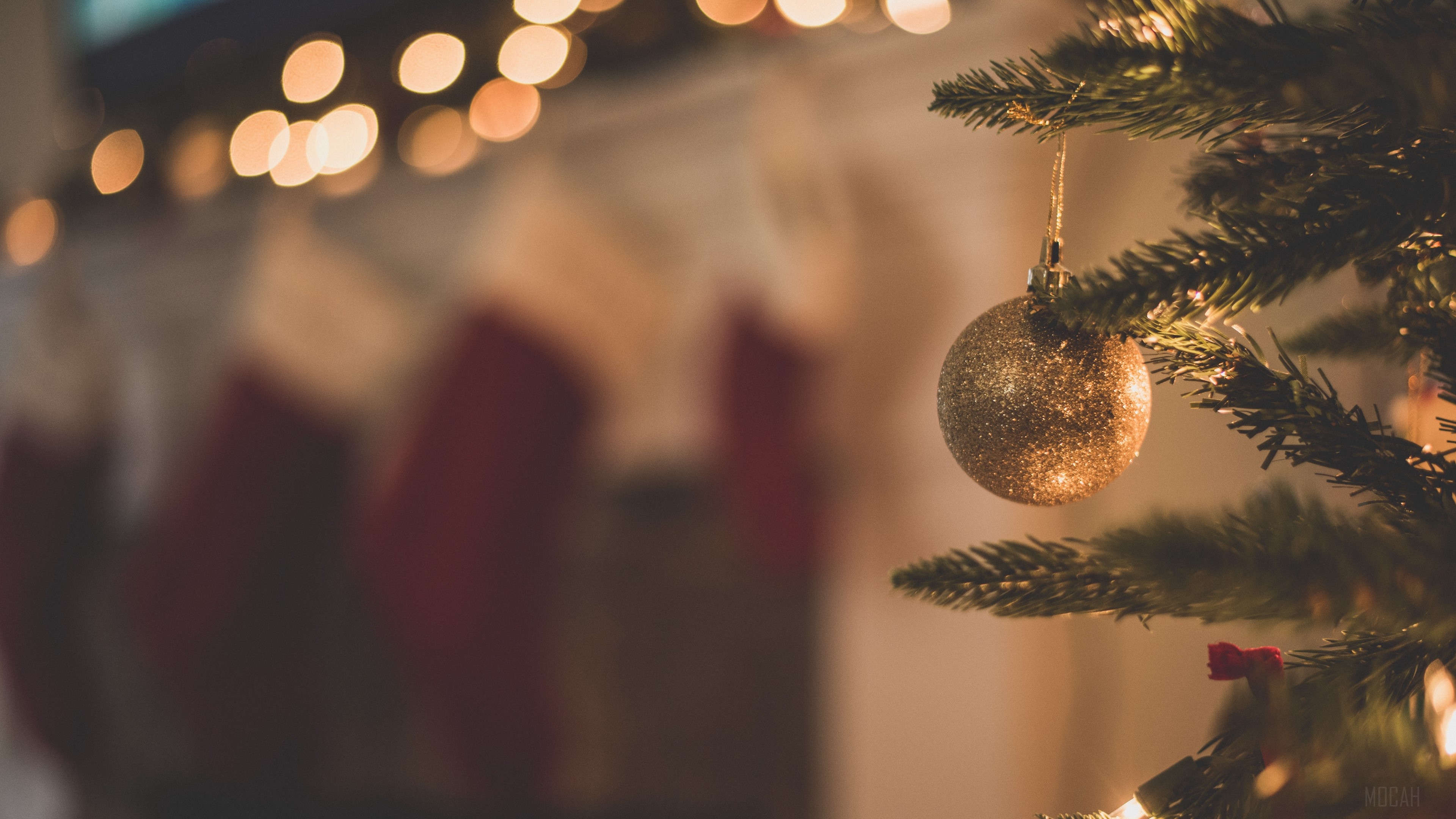 christmas tree, christmas decorations, branch, christmas 4k wallpaper. Mocah HD Wallpaper