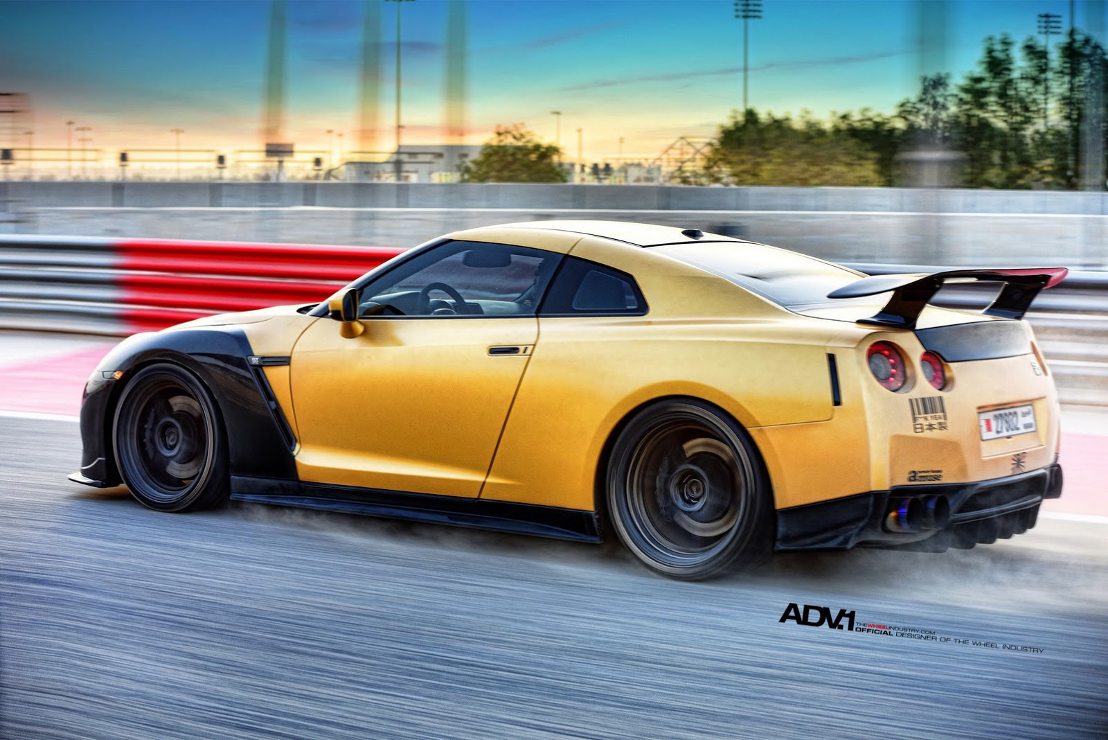 Carbon & Gold Nissan GT R Looks Beyond Mean [33 Pics]