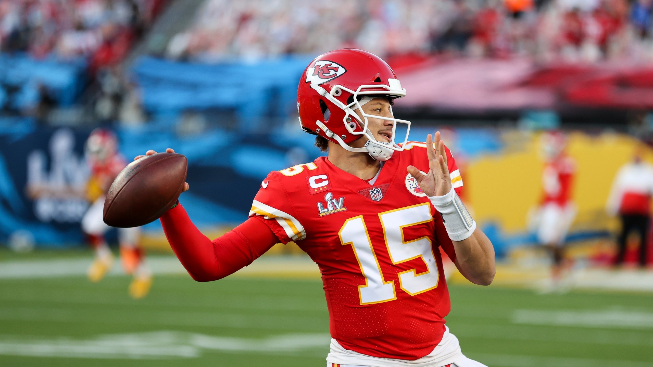 KC Chiefs Pros and cons of Patrick Mahomes tenyear deal