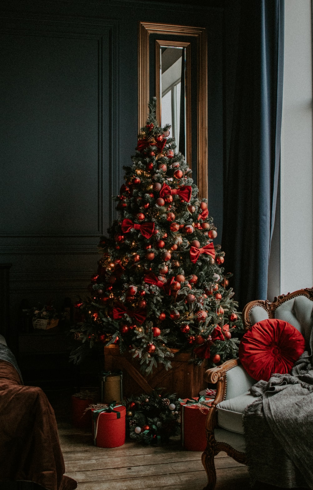 Christmas Tree Picture. Download Free Image