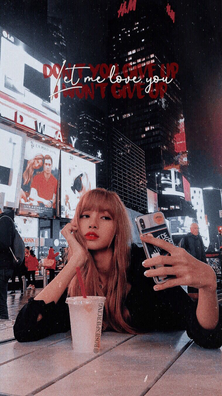 Blackpink Lisa Aesthetic Wallpaper