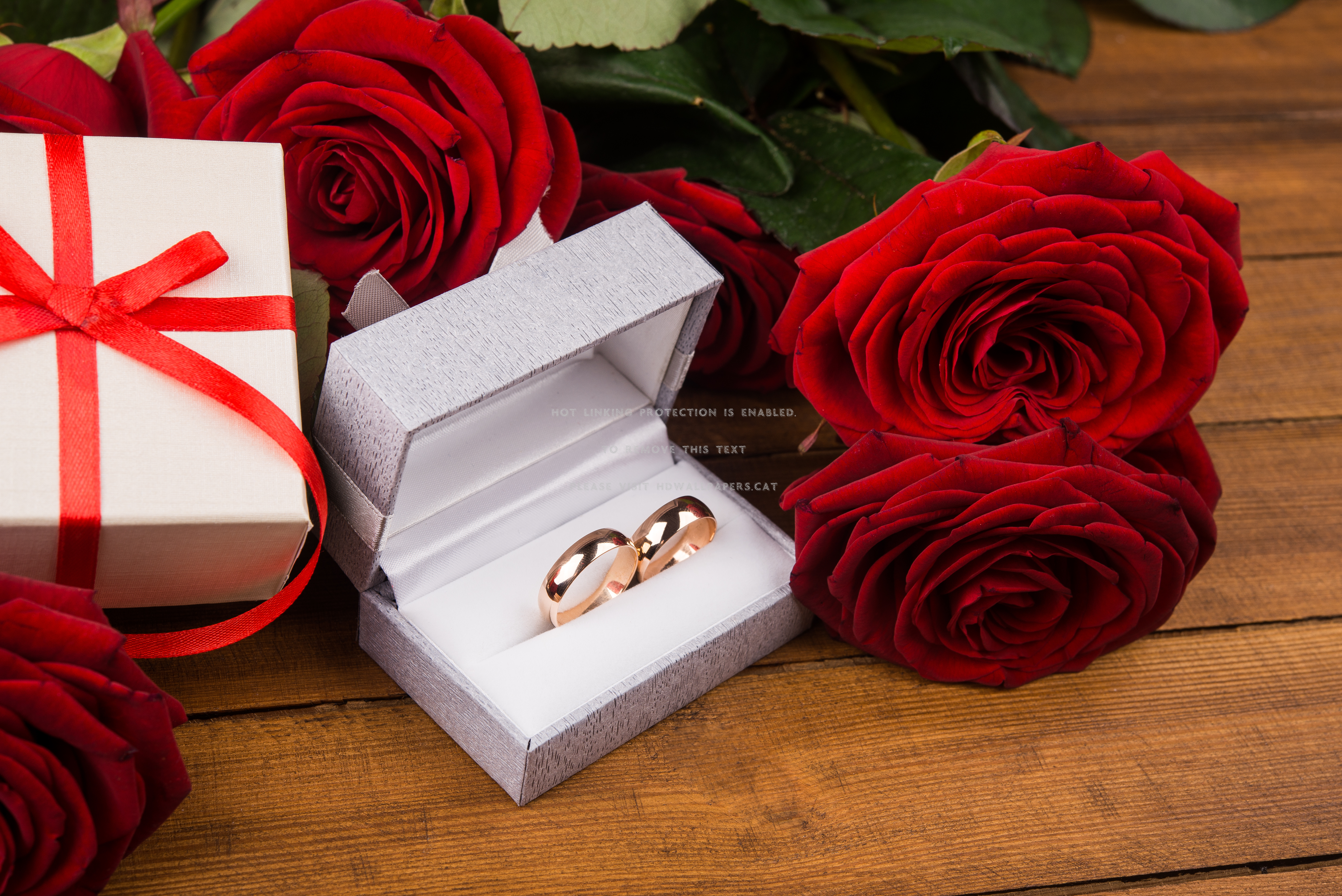romantic love rings roses proposal box