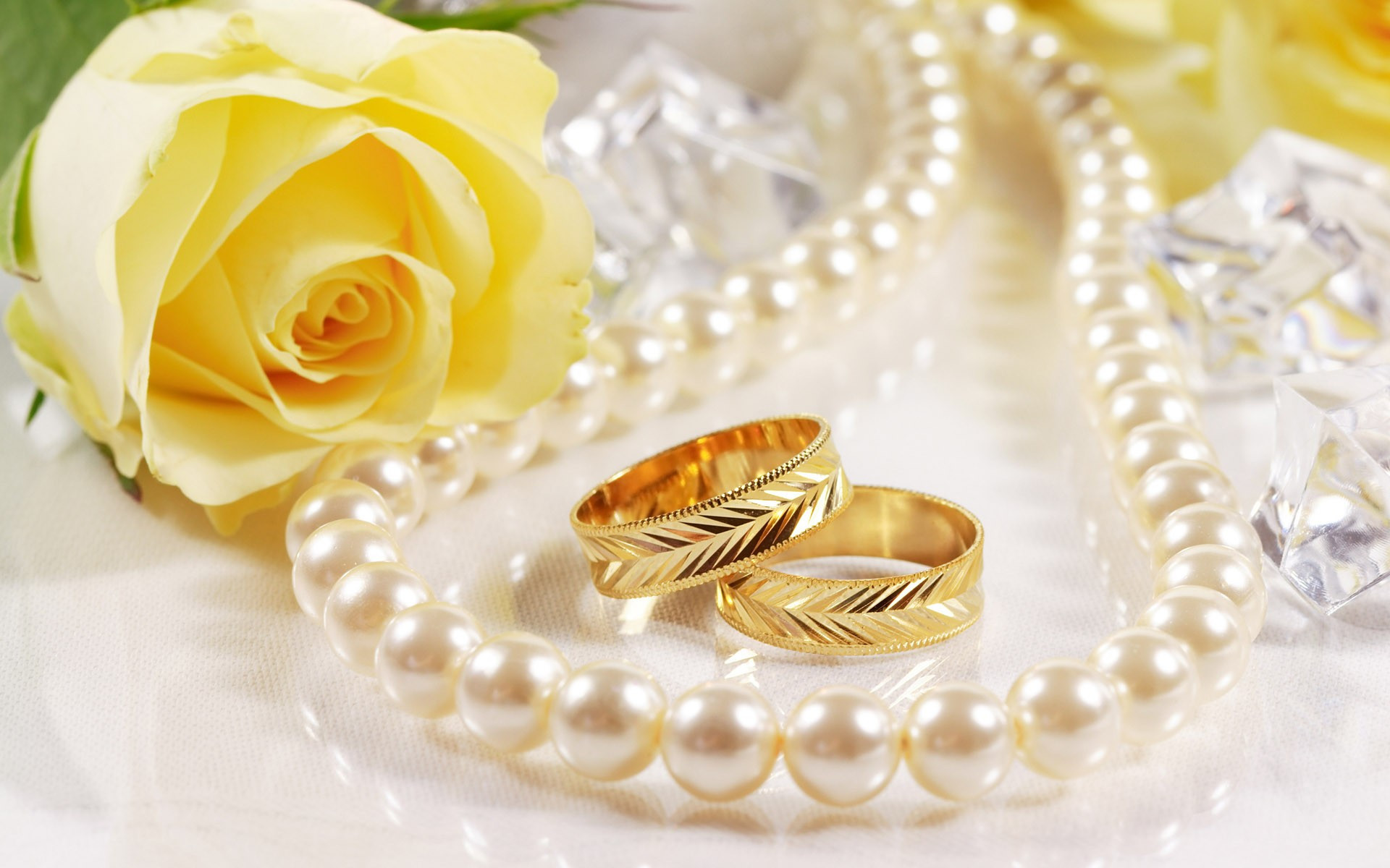 Rings And Roses Wallpapers - Wallpaper Cave