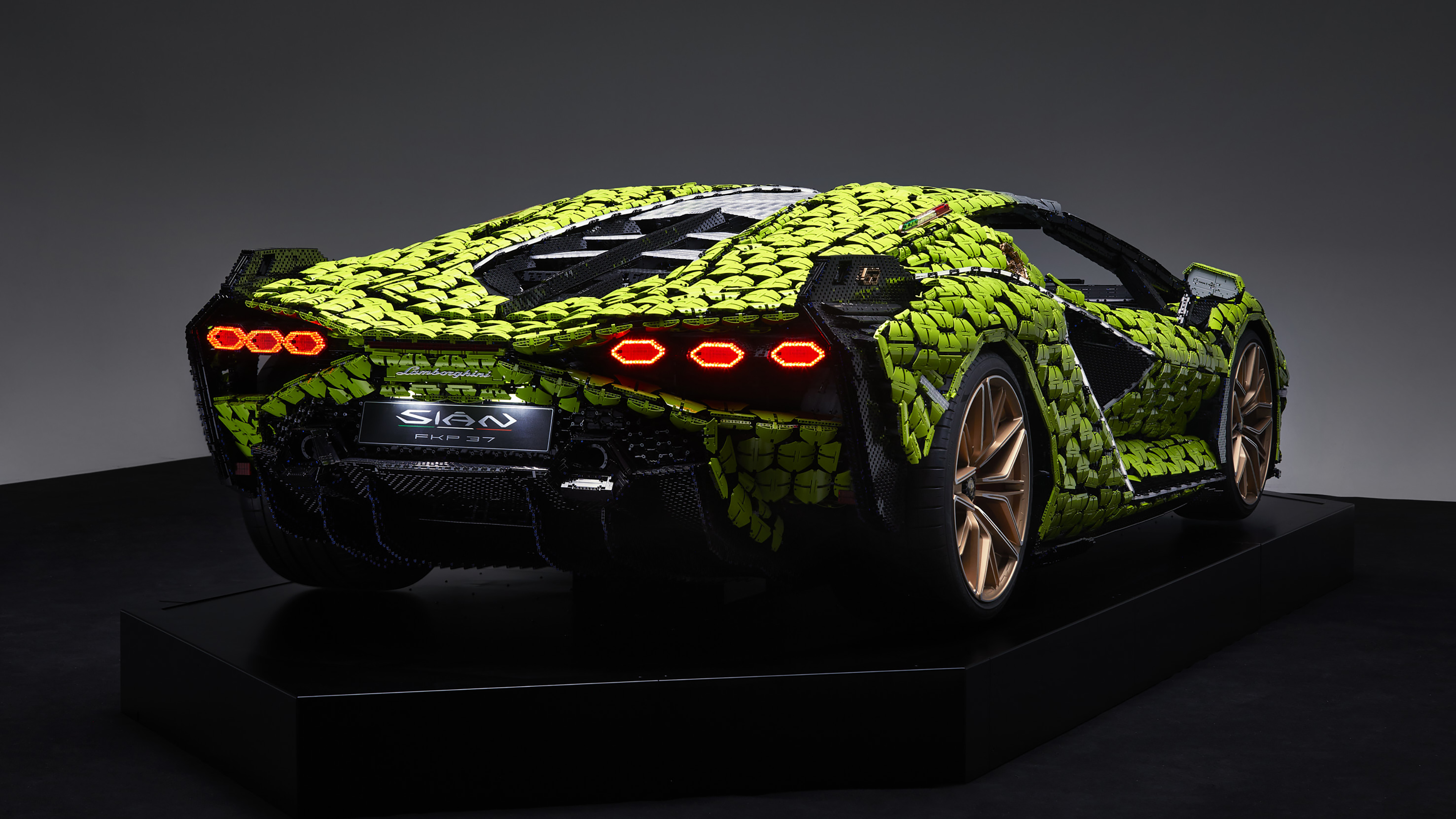 LEGO Lamborghini Sián FKP 37 2021 4K 7 Wallpaper. HD Car Wallpaper