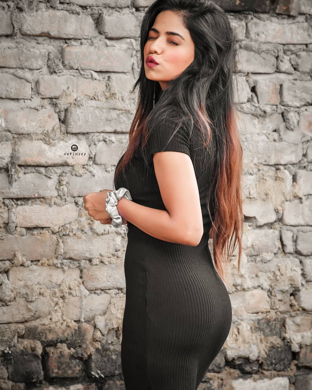 Rugees Vini Pics, Biography and Profile