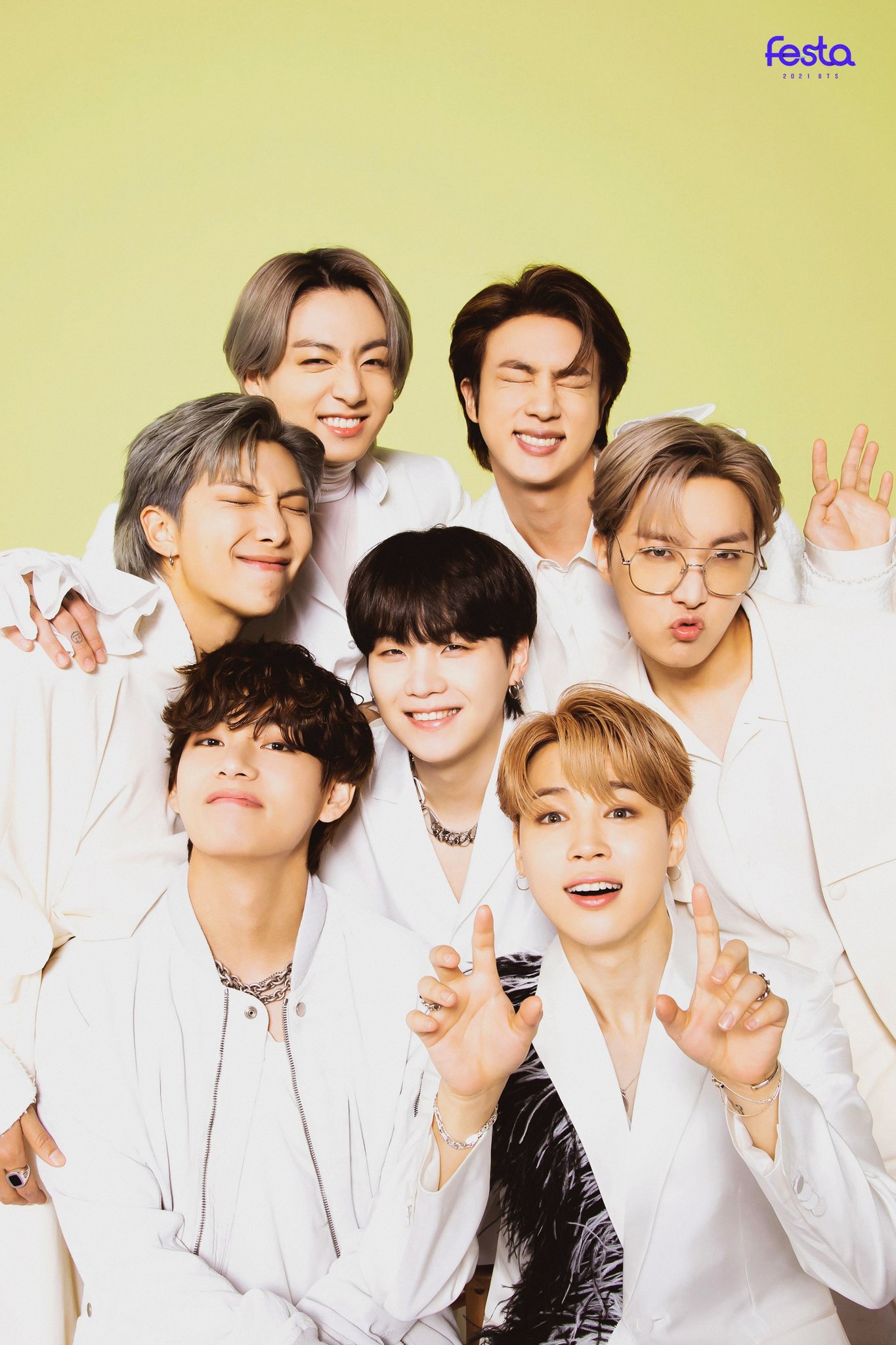 BTS PICS⁷ 2021 festa family portrait lockscreen wallpaper: a thread