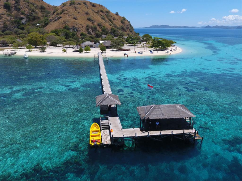 Kanawa Resort. FREE Cancellation 2021 Labuan Bajo Deals, HD Photo & Reviews
