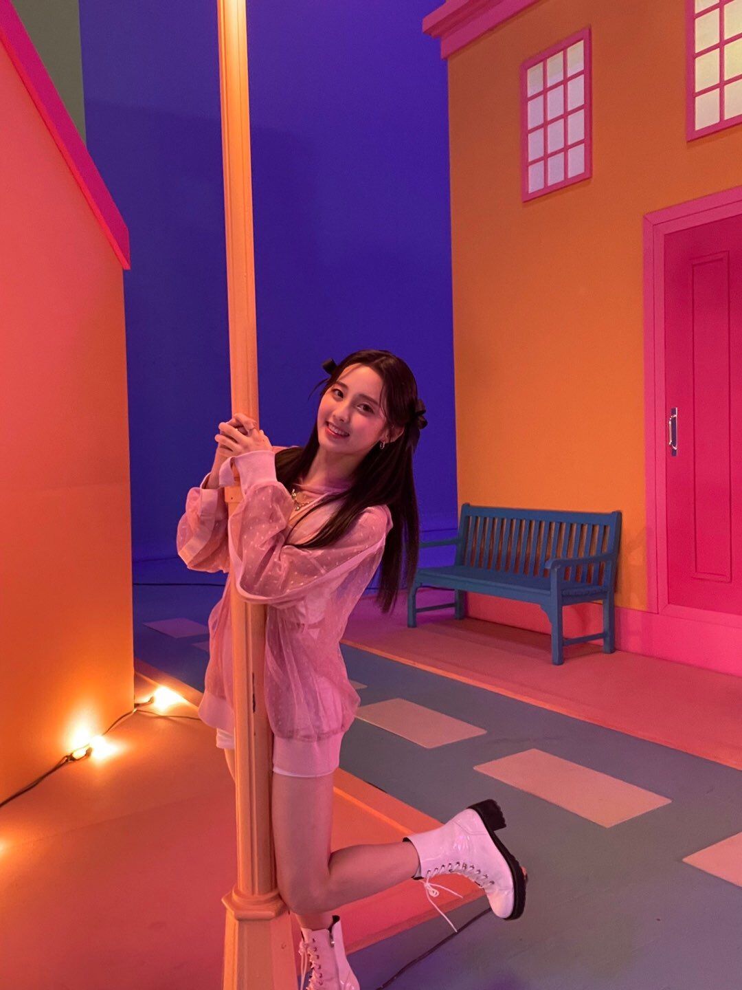 nayoung pics on Twitter. Cube, Cube entertainment, Cute wallpaper background