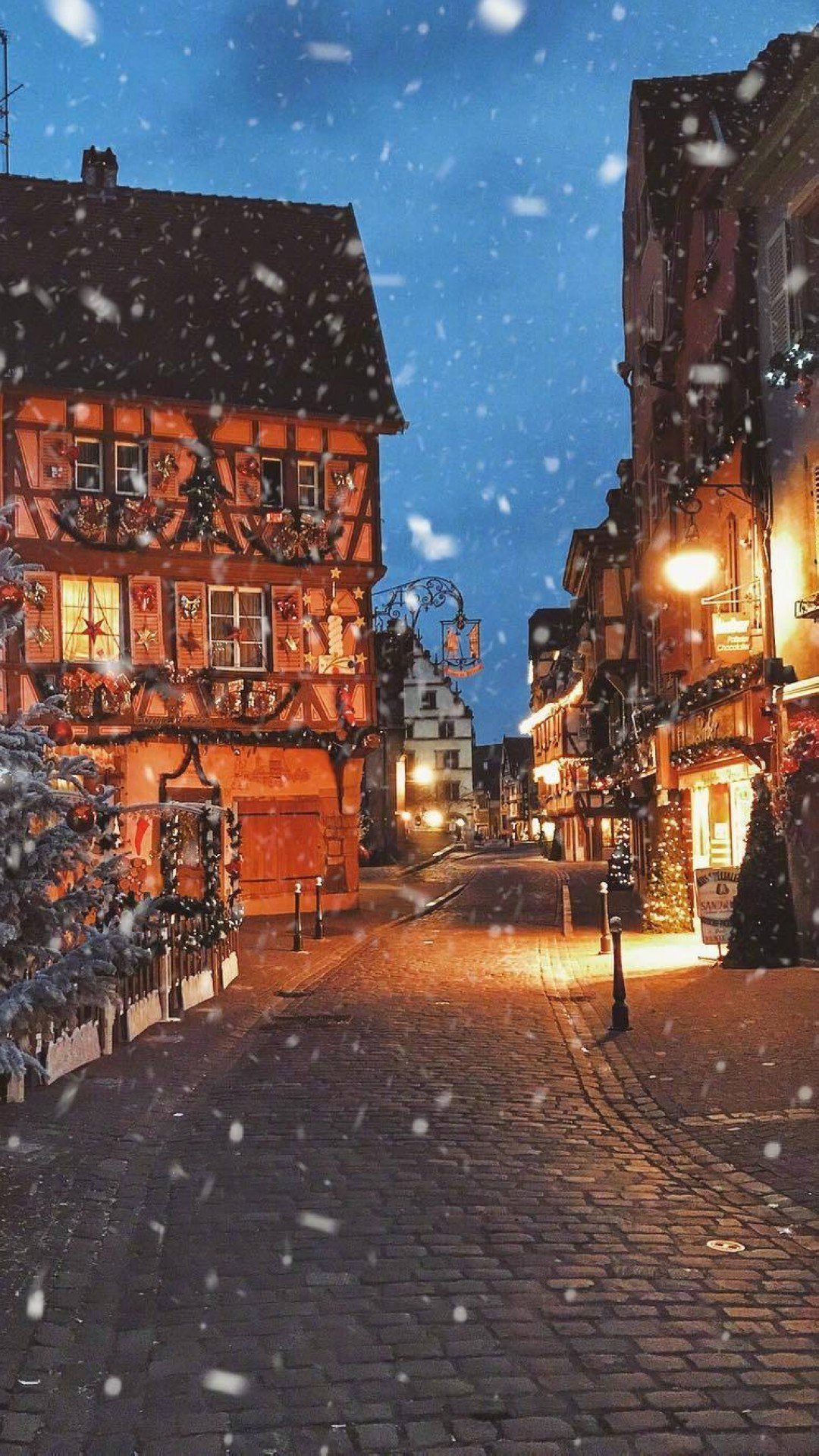 Phone Wallpaper Prague Prague city city #Wallpaprs #Background #iPhone #iPhone11 #iPhoneWallpa. Winter cozy, Christmas aesthetic, Christmas wallpaper