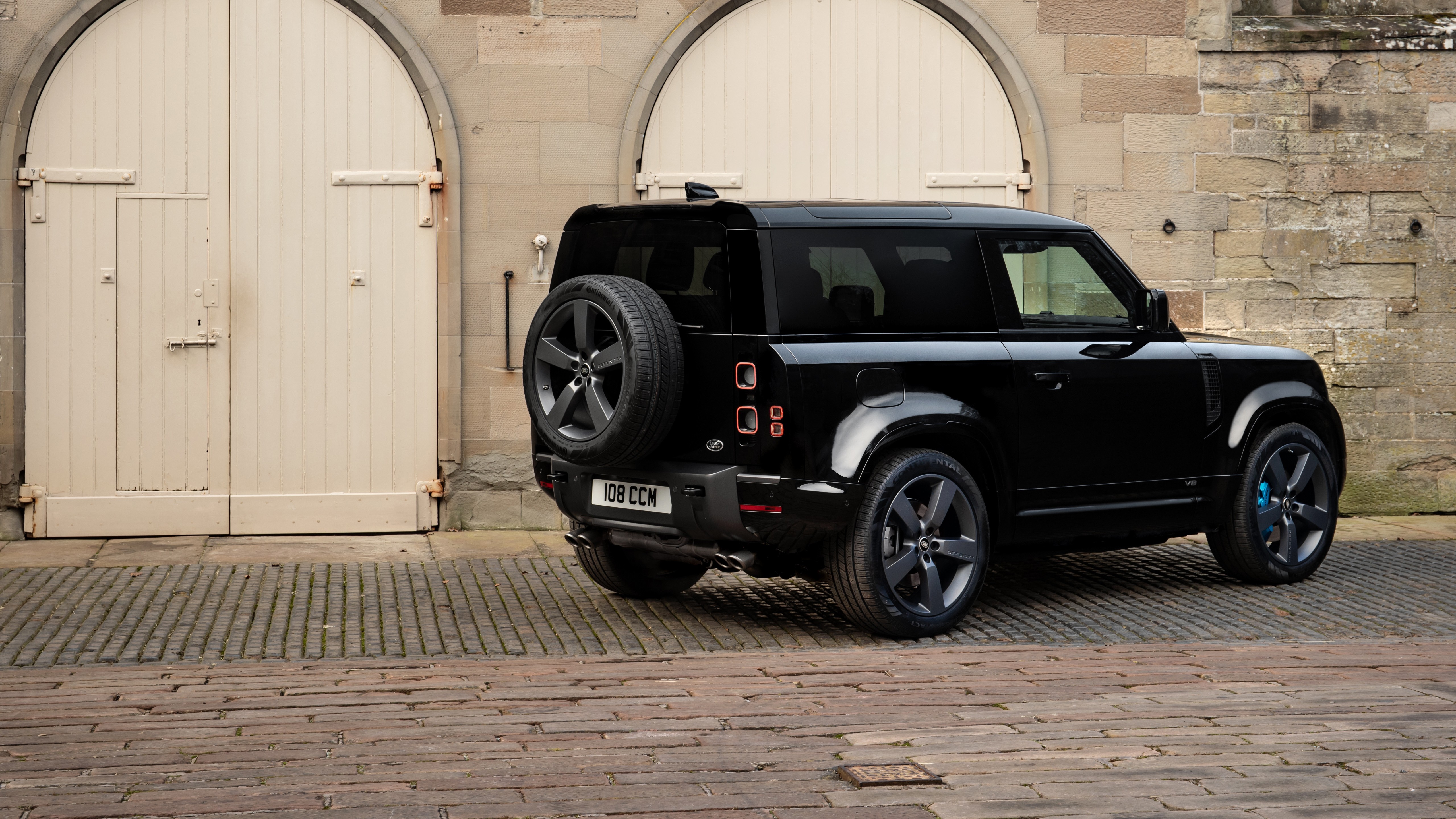 Land Rover Defender 90 V8 Carpathian Edition 2021 5K Wallpaper. HD Car Wallpaper