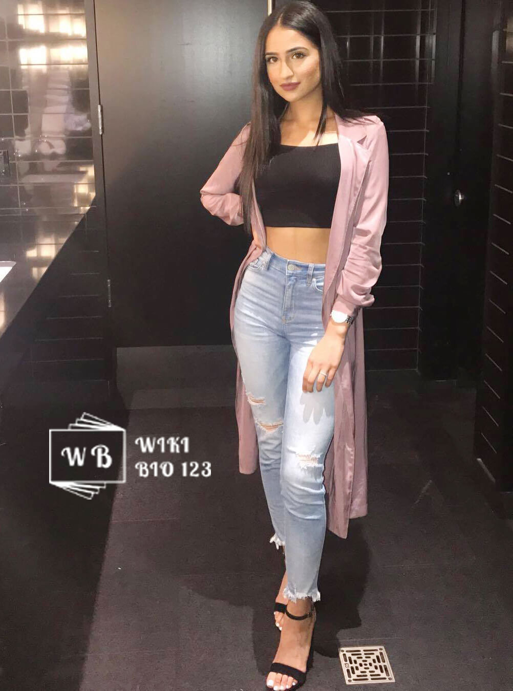 Tanu Grewal Wiki Bio Age Figure Size Height Affair HD Image Wallpaper