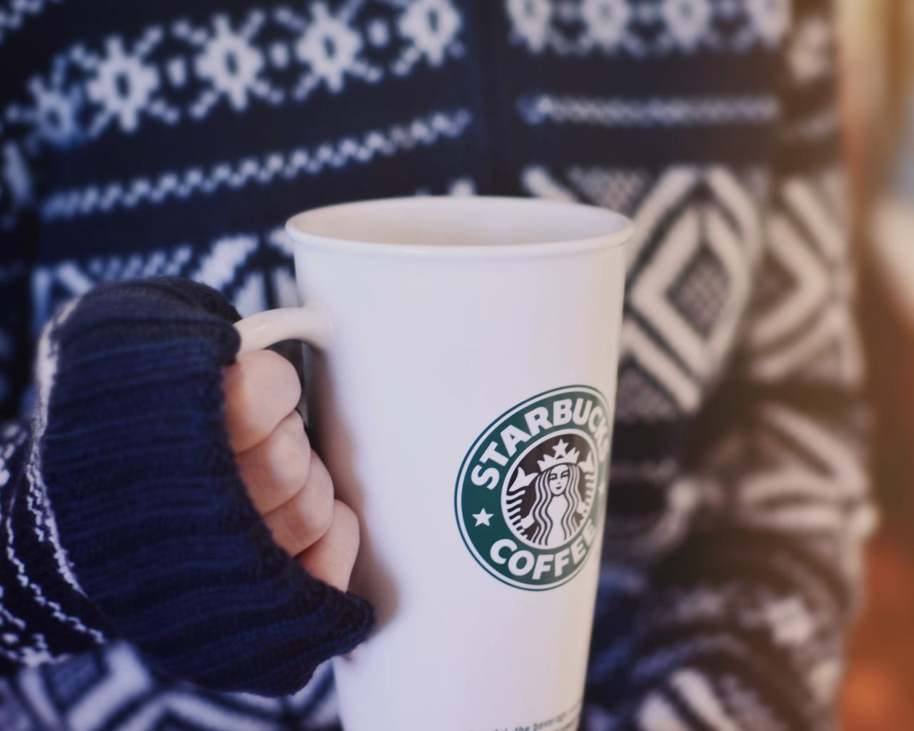 Free download Starbucks Wallpaper HD [2560x1600] for your Desktop, Mobile & Tablet. Explore Starbucks Wallpaper. Starbucks Wallpaper, Saint Patrick's Day Starbucks Wallpaper