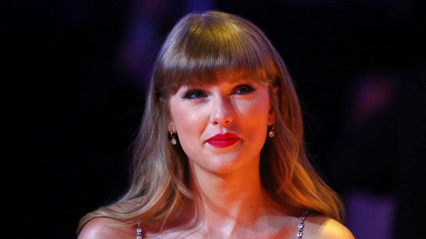 Taylor Swift Announces Release Date for 'Red (Taylor's Version)'