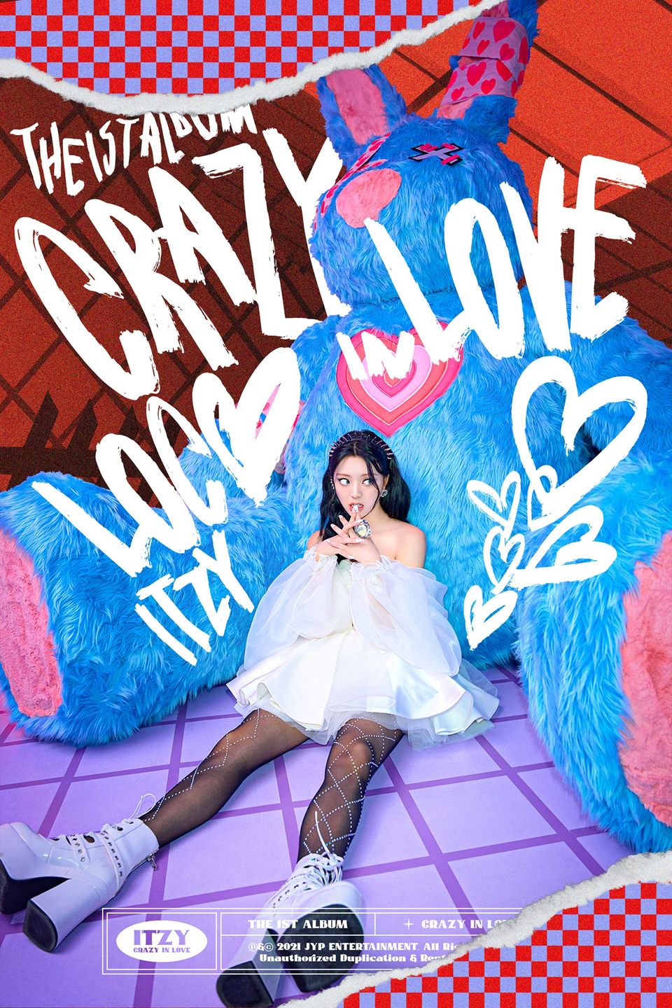 ITZY 1st Album [CRAZY IN LOVE] LOCO Concept Image
