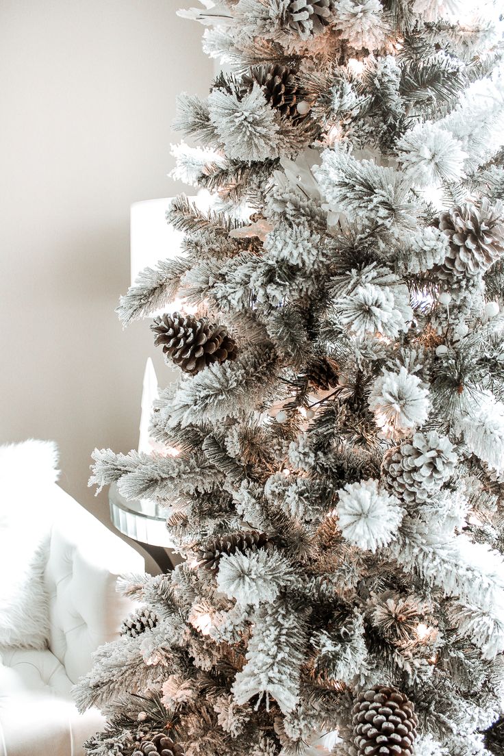 Green, White, & Brown Christmas Decor IN THE CITY. Christmas tree inspiration, Amazing christmas trees, Christmas tree wallpaper