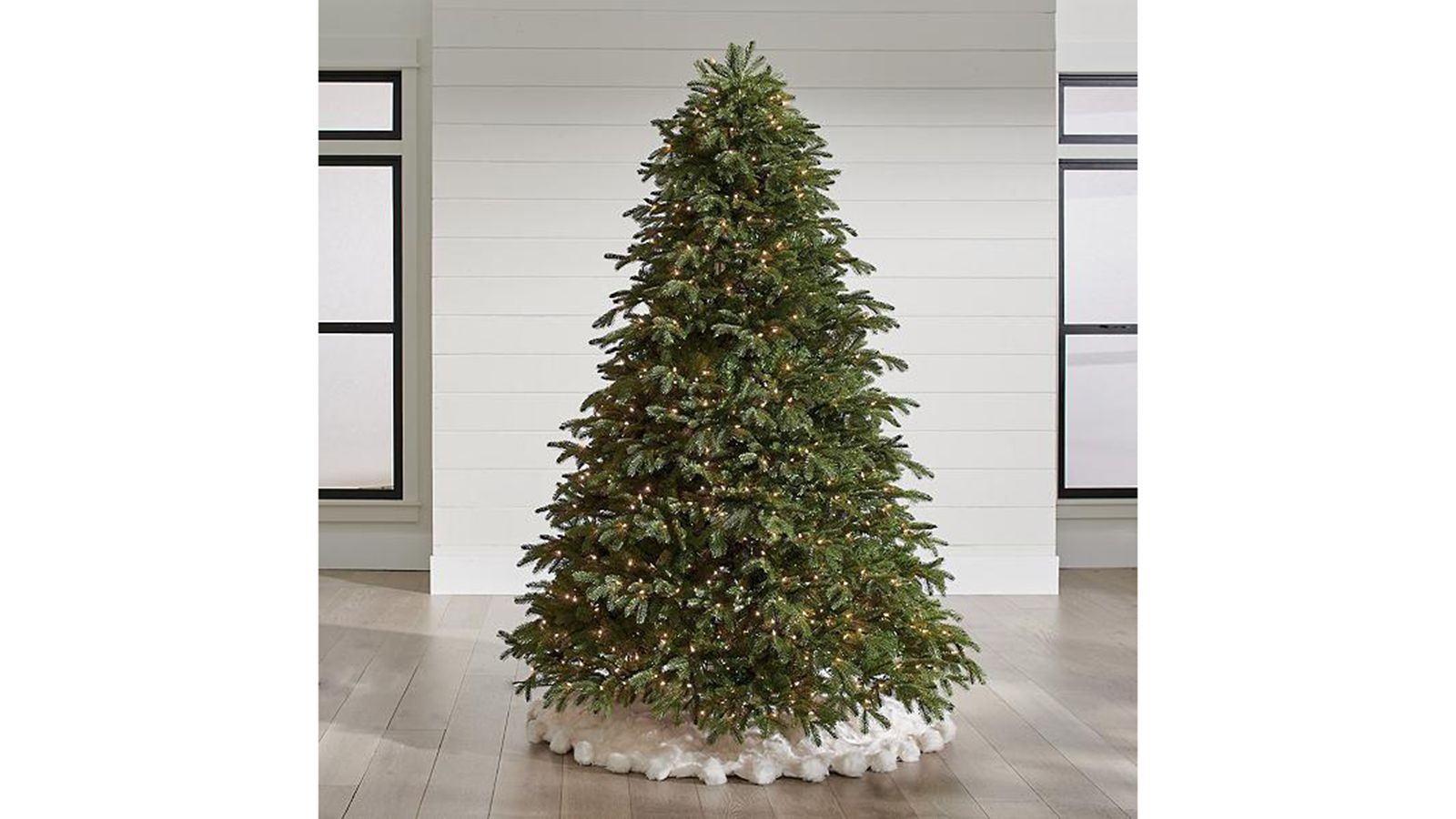 artificial Christmas trees that look like the real thing