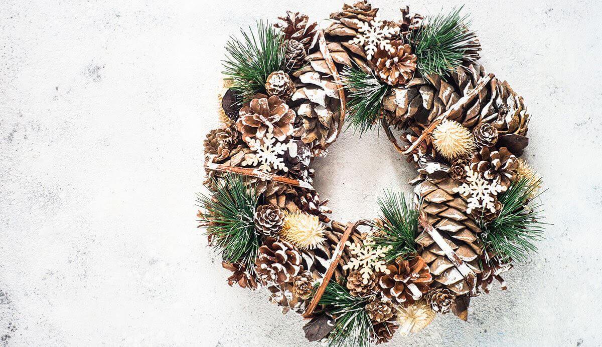 Natural Decor Ideas. Christmas Decor. Walls By Me