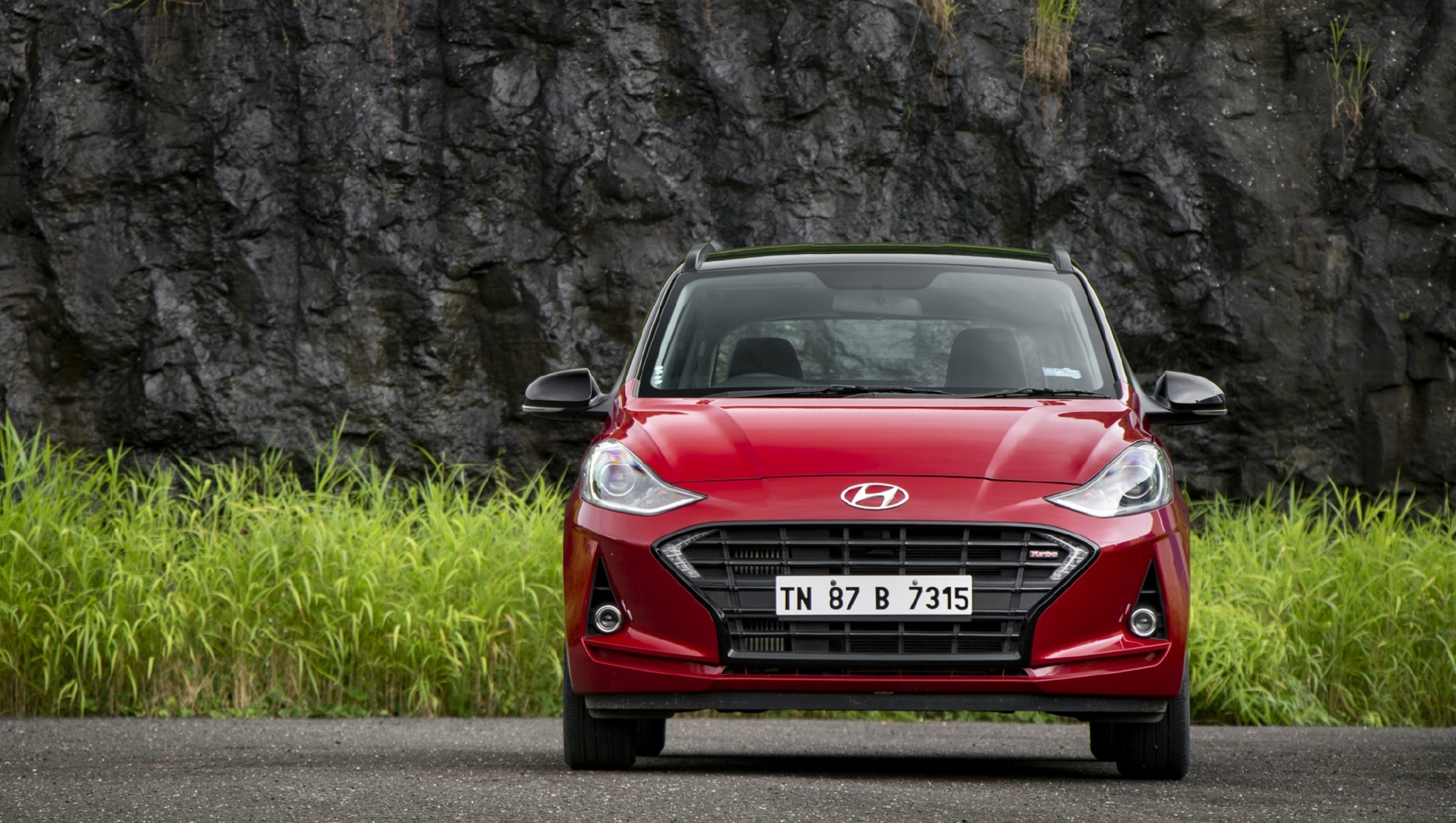 Hyundai Grand i10 Nios Image & Exterior Photo Gallery [Images]