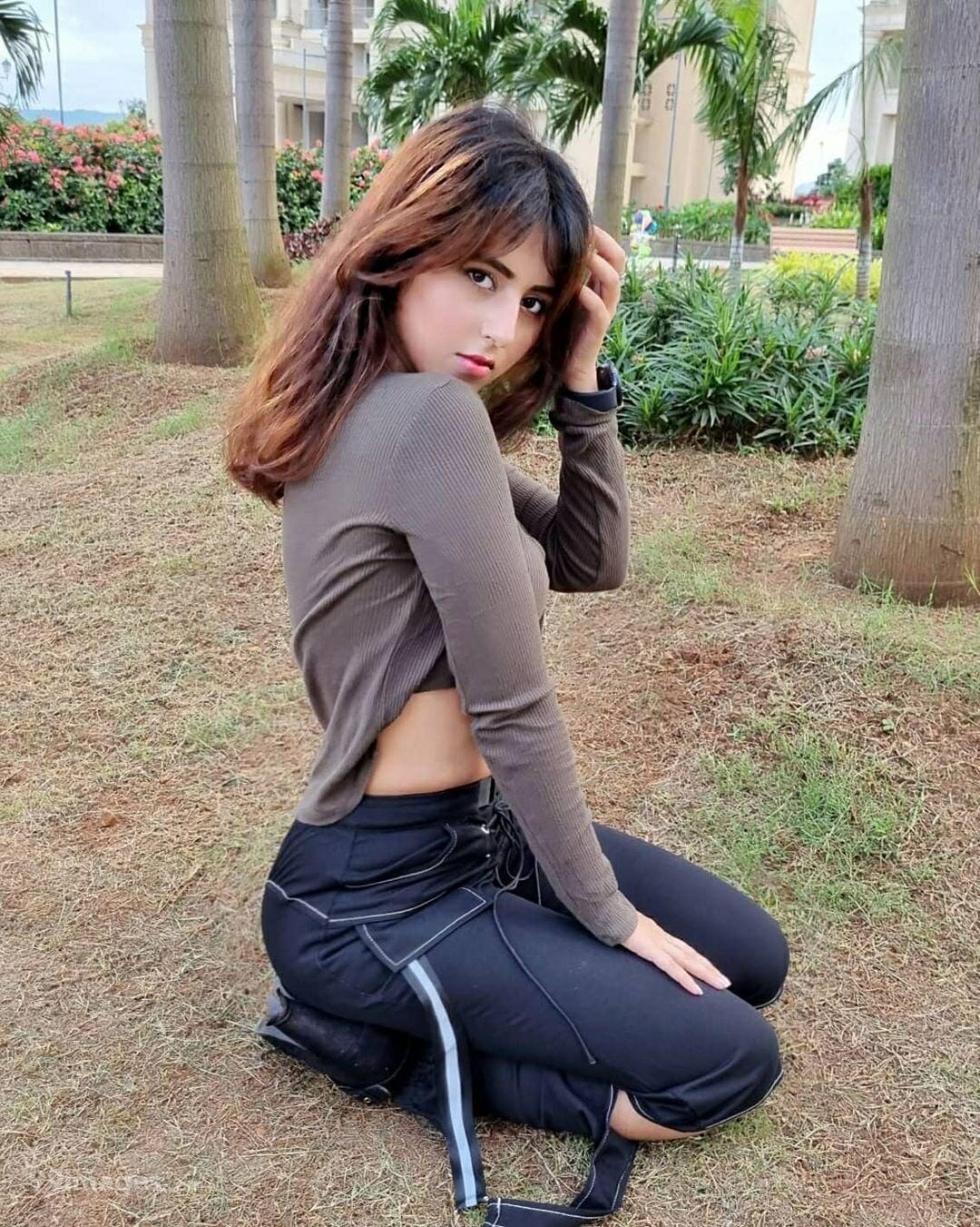 Richa Mukherjee HD Wallpaper (Desktop Background / Android / iPhone) (1080p, 4k) (1080x1351)