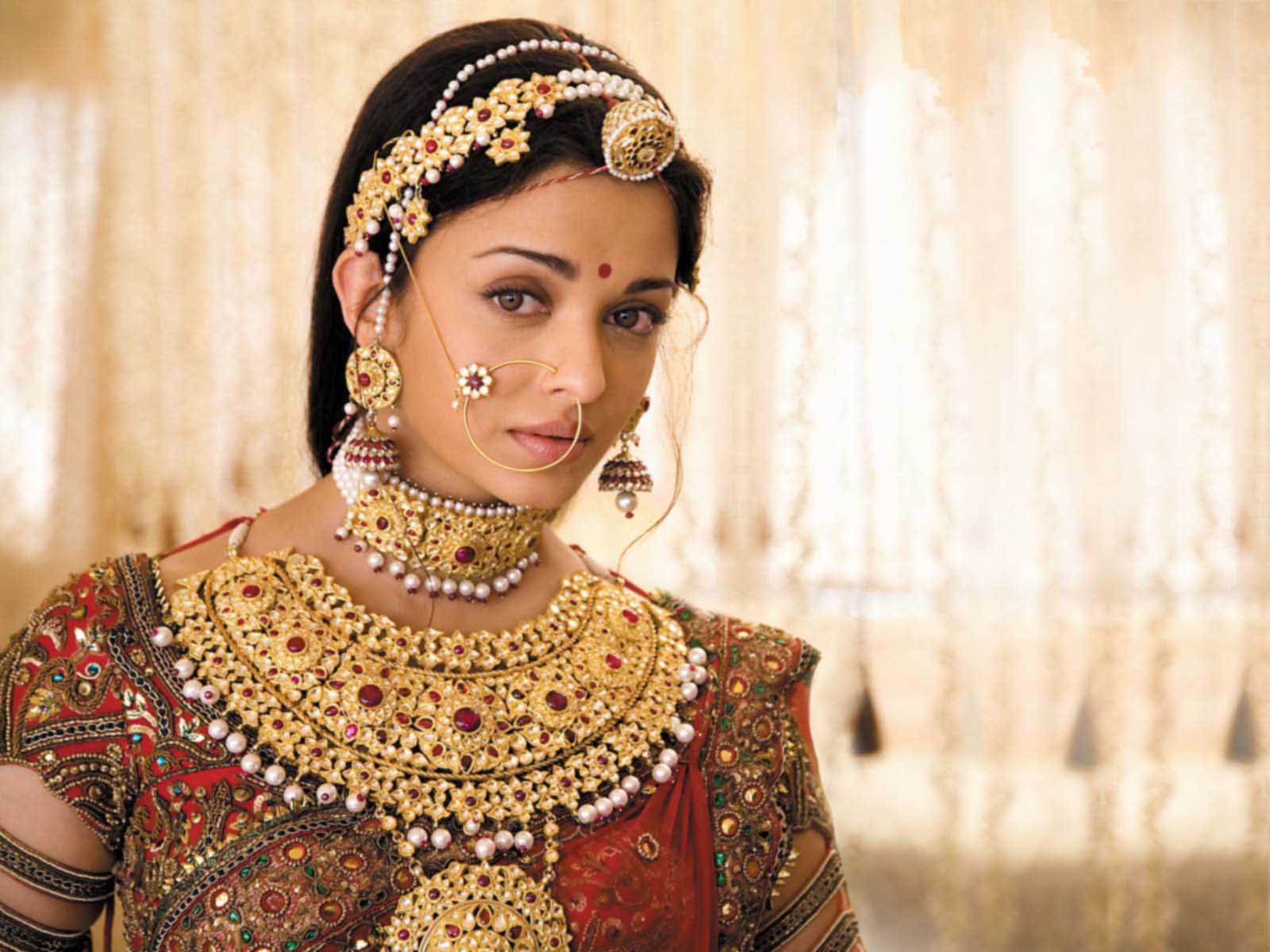 High Resolution Wallpaper Of Aishwarya Rai From Jodha Akbar 732