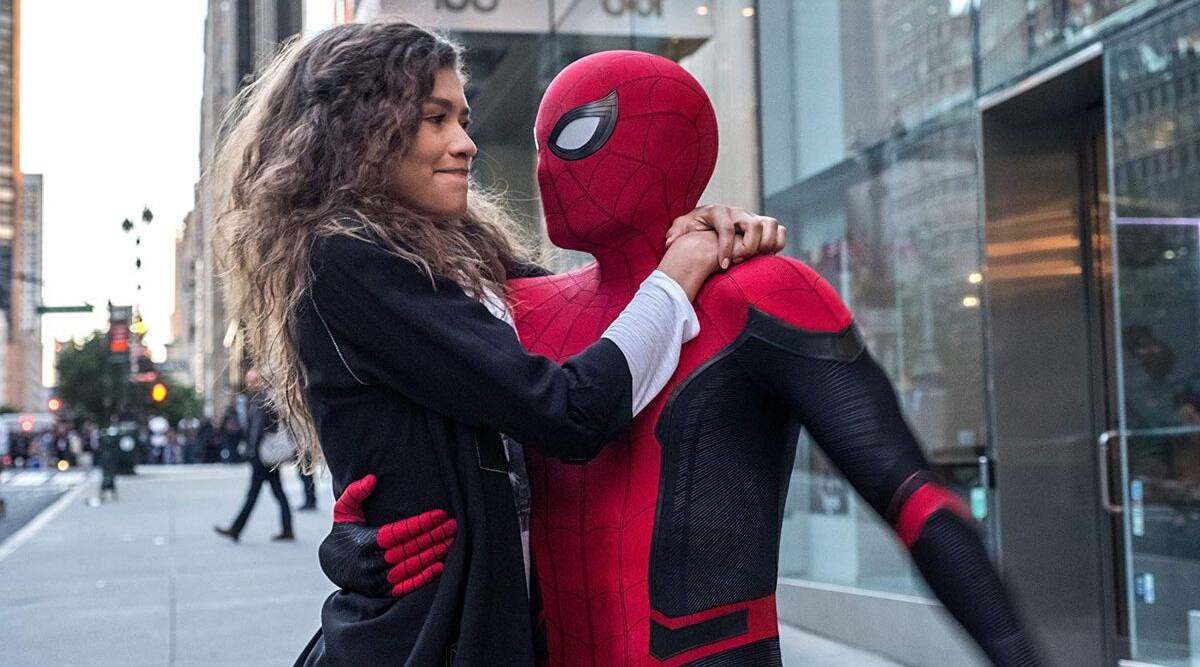 Spider Man No Way Home: Tom Holland Hides His Face As He's Spotted With Zendaya On Sets, See Pics. Entertainment News, The Indian Express