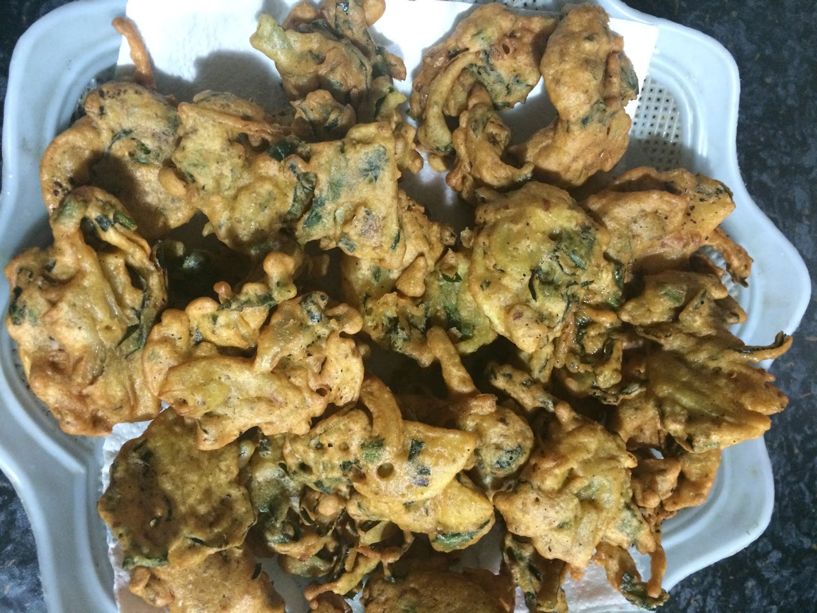 Happy Muslim Mama: My Mother In Laws Pakora Recipe