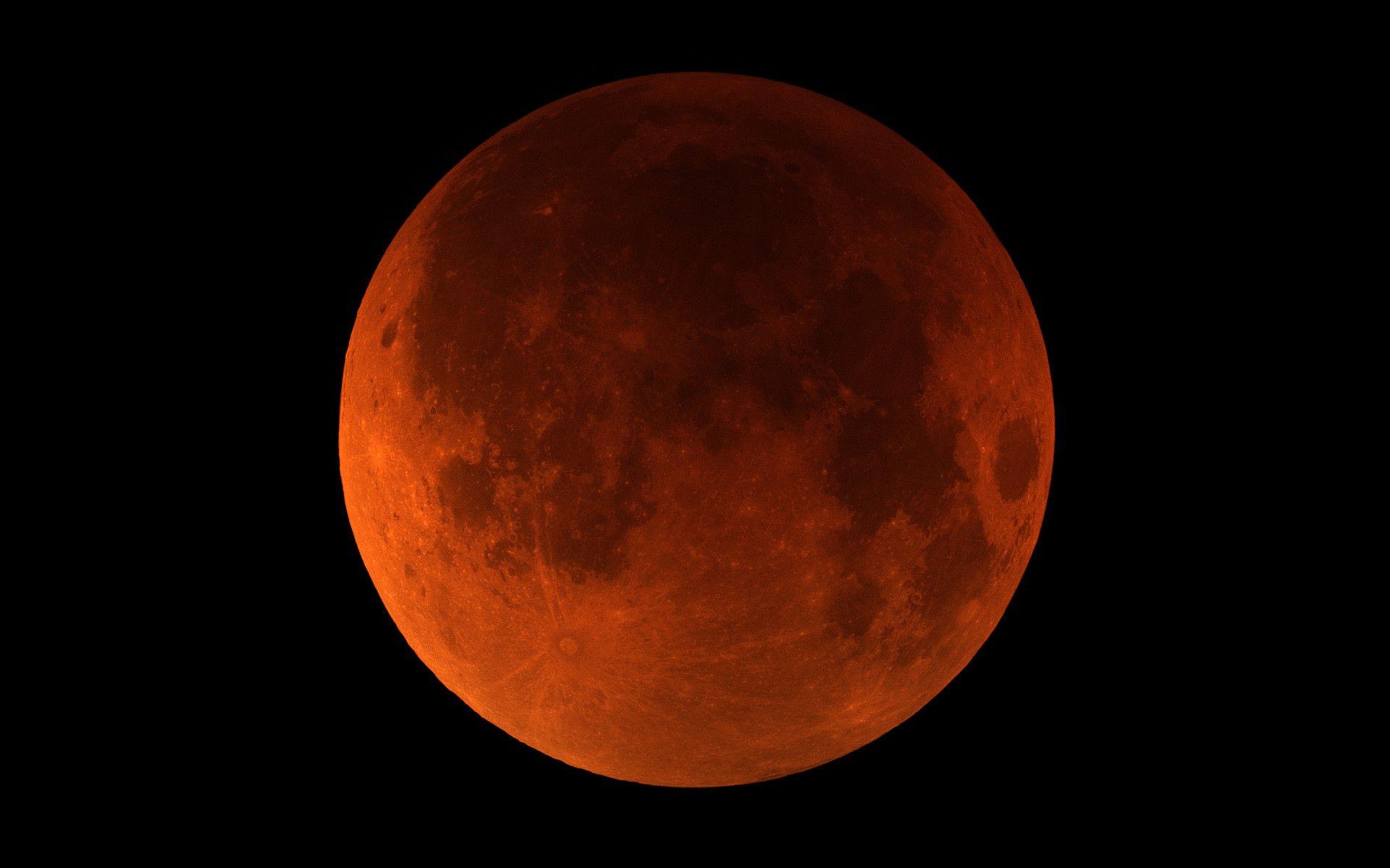 Lunar Eclipse Wallpaper