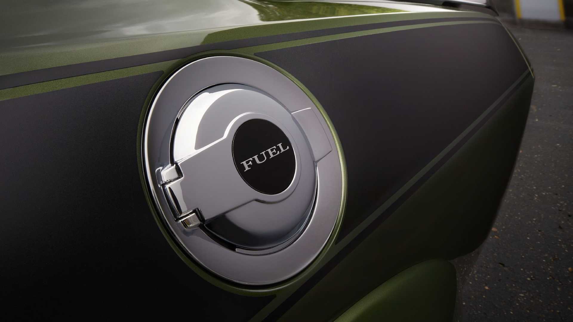 Dodge Jailbreaks SRT Hellcat Redeye, Allows New Wild Color Combos