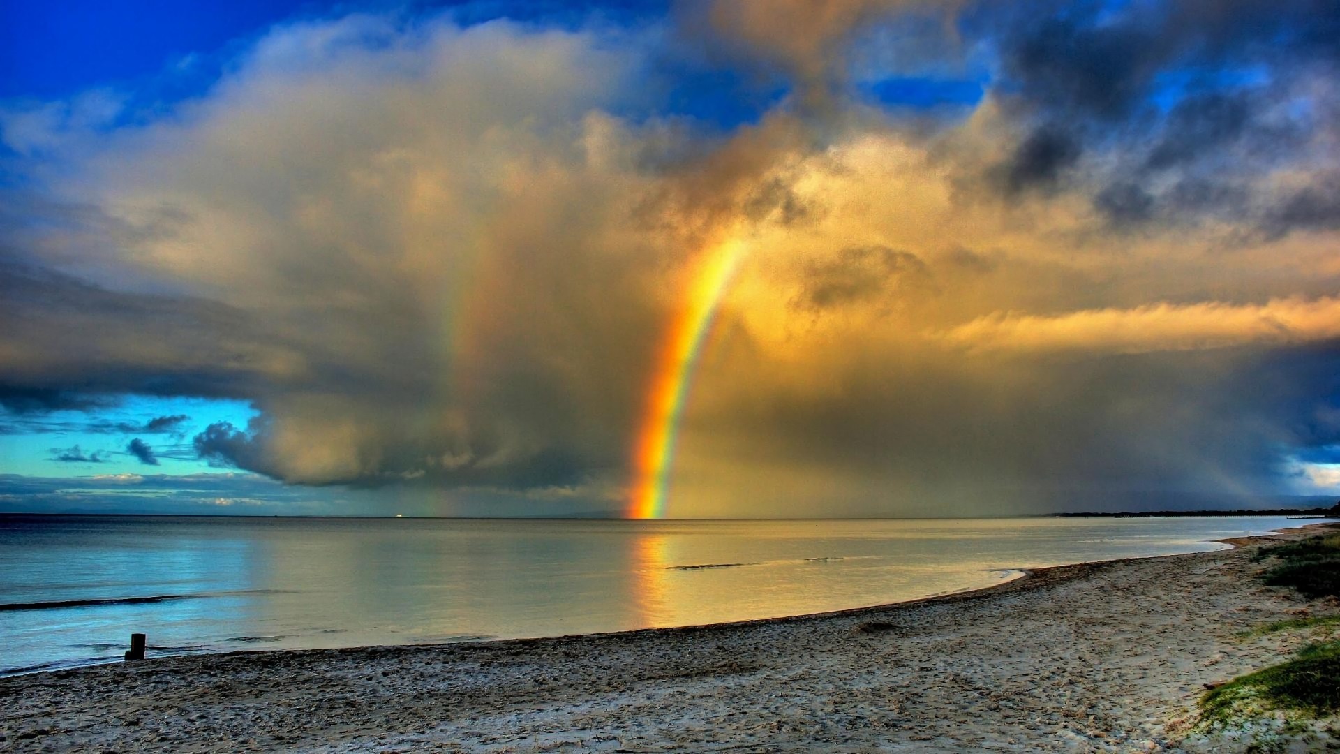Rainbow on the Beach HD Wallpaper