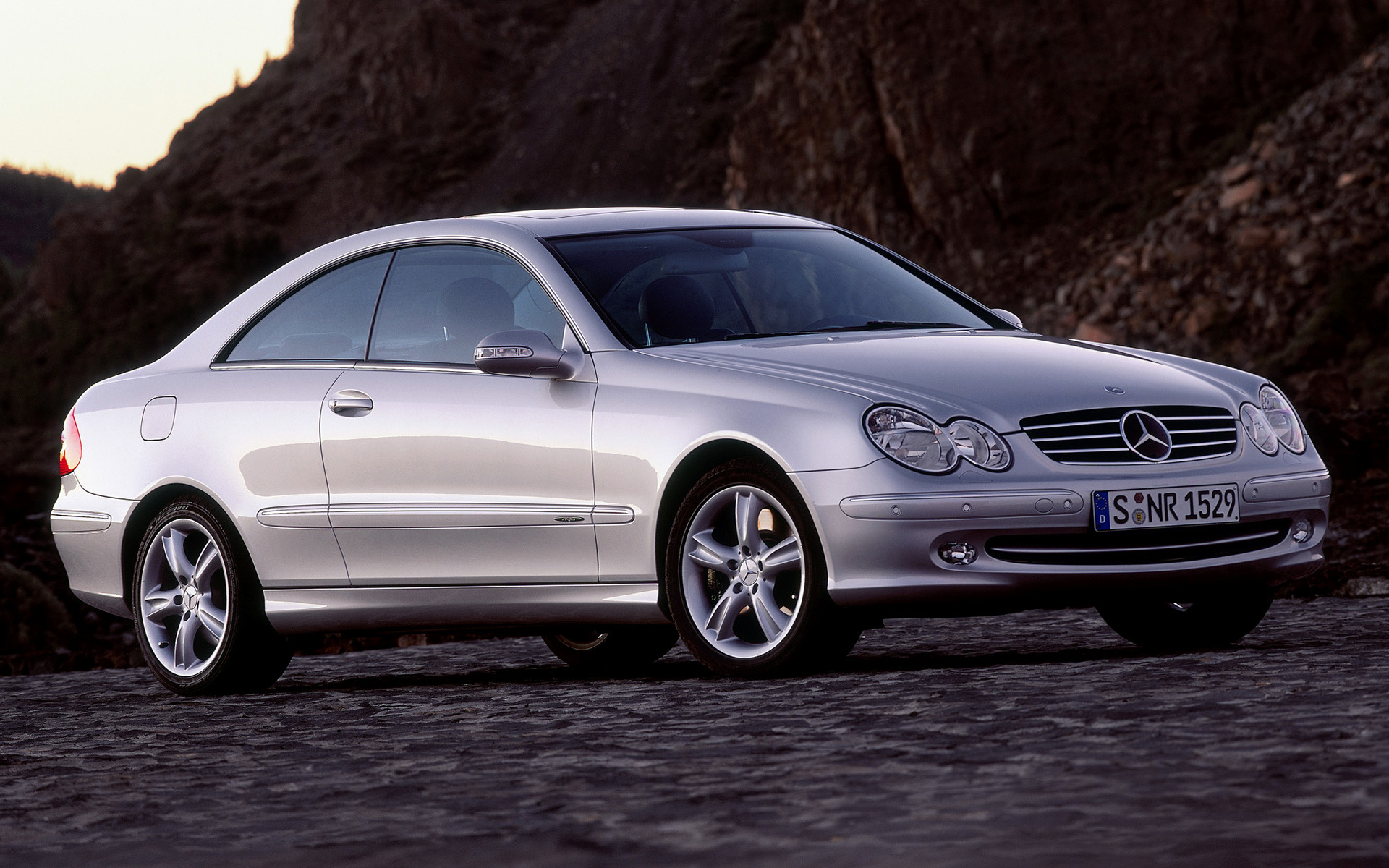 Mercedes Benz CLK Class And HD Image