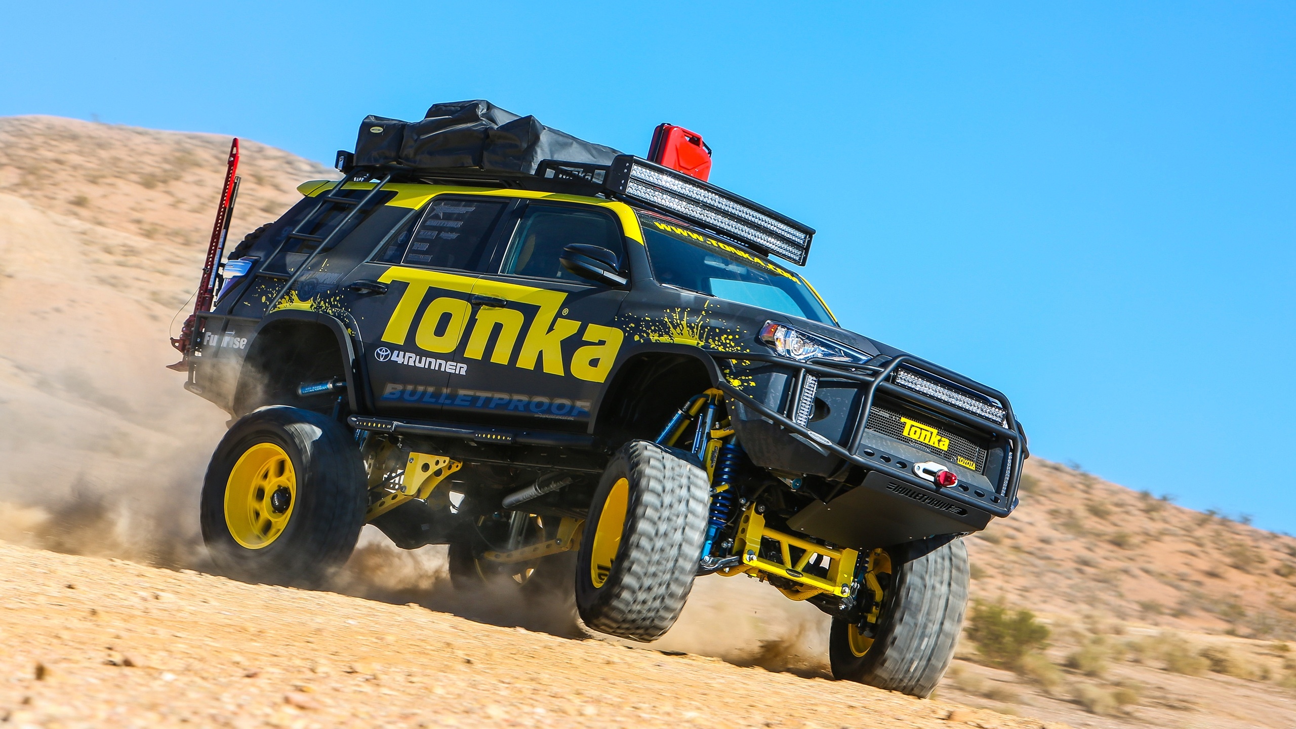 Toyota Hilux Tonka Concept