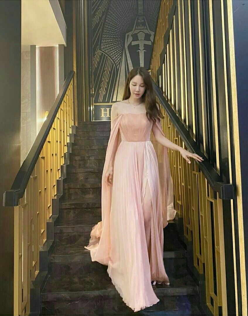 Lee ji ah. Iconic dresses, Simple wedding gowns, Gowns dresses