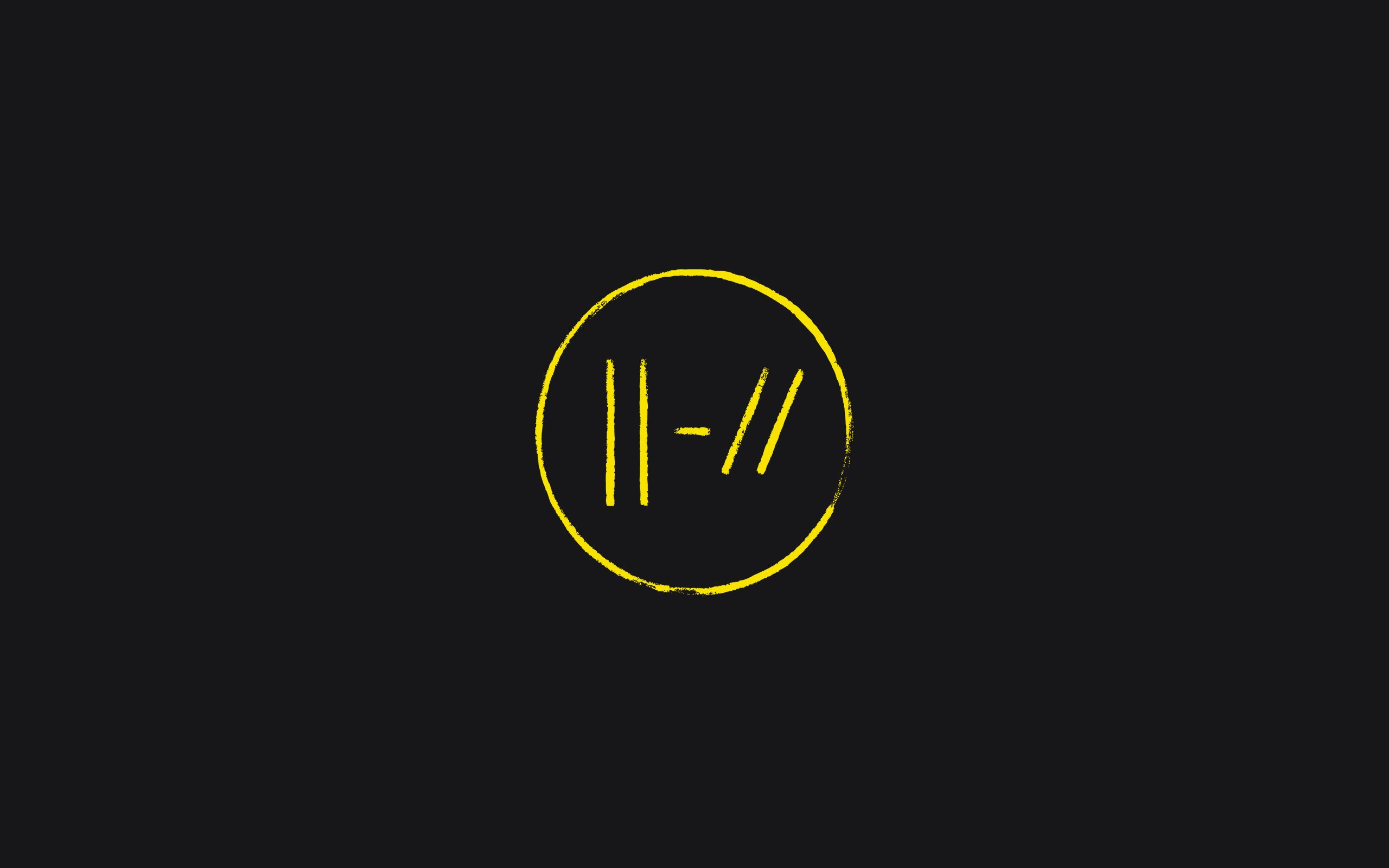 Twenty one pilots flac. 21 Pilots. Тренч 21 пилот. Обложка 21 Pilots. 21 Pilots logo.