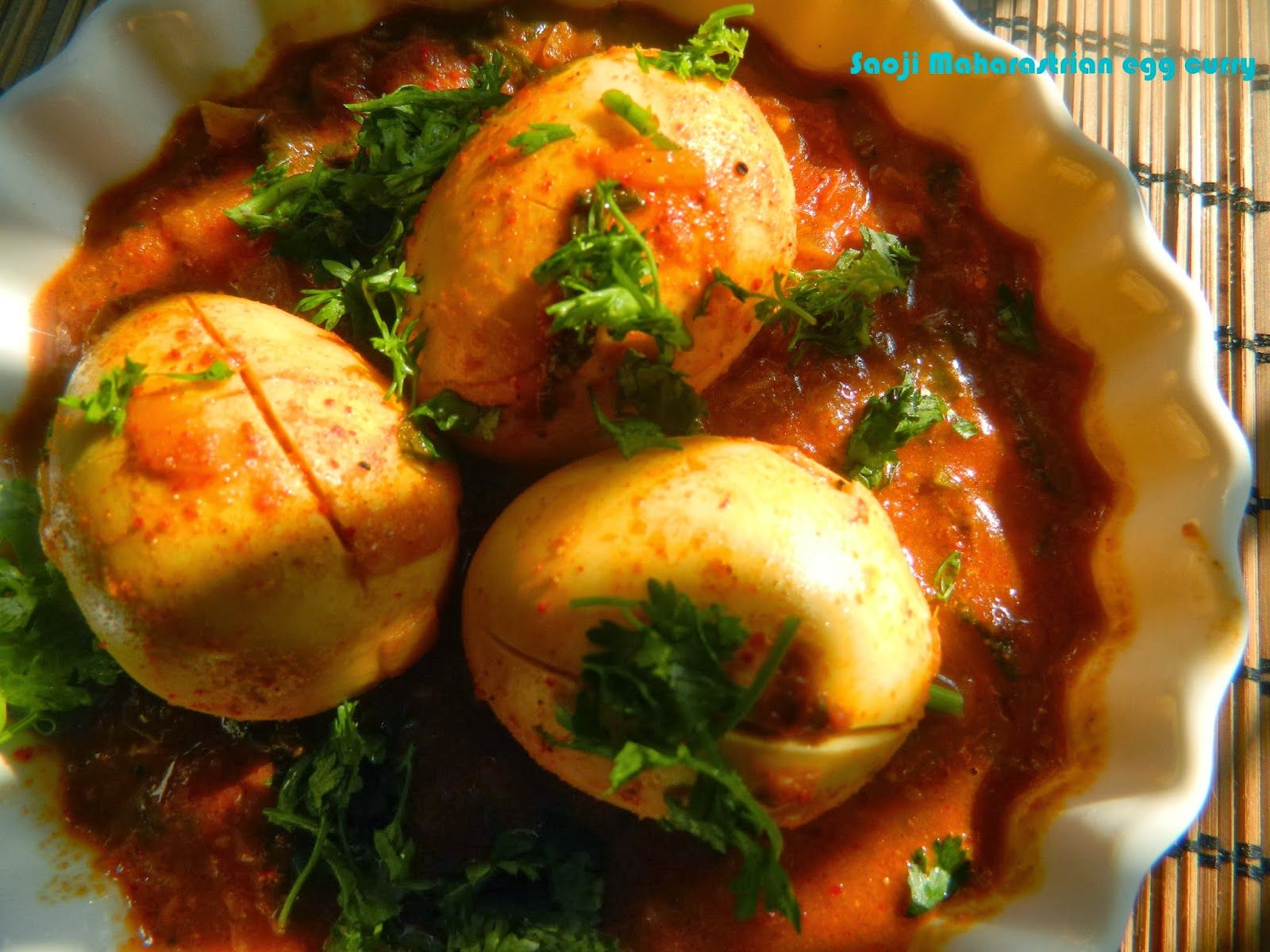 Geeths Dawath, Saoji Maharastrian Egg Curry. Egg curry, Veg recipes, Curry ingredients