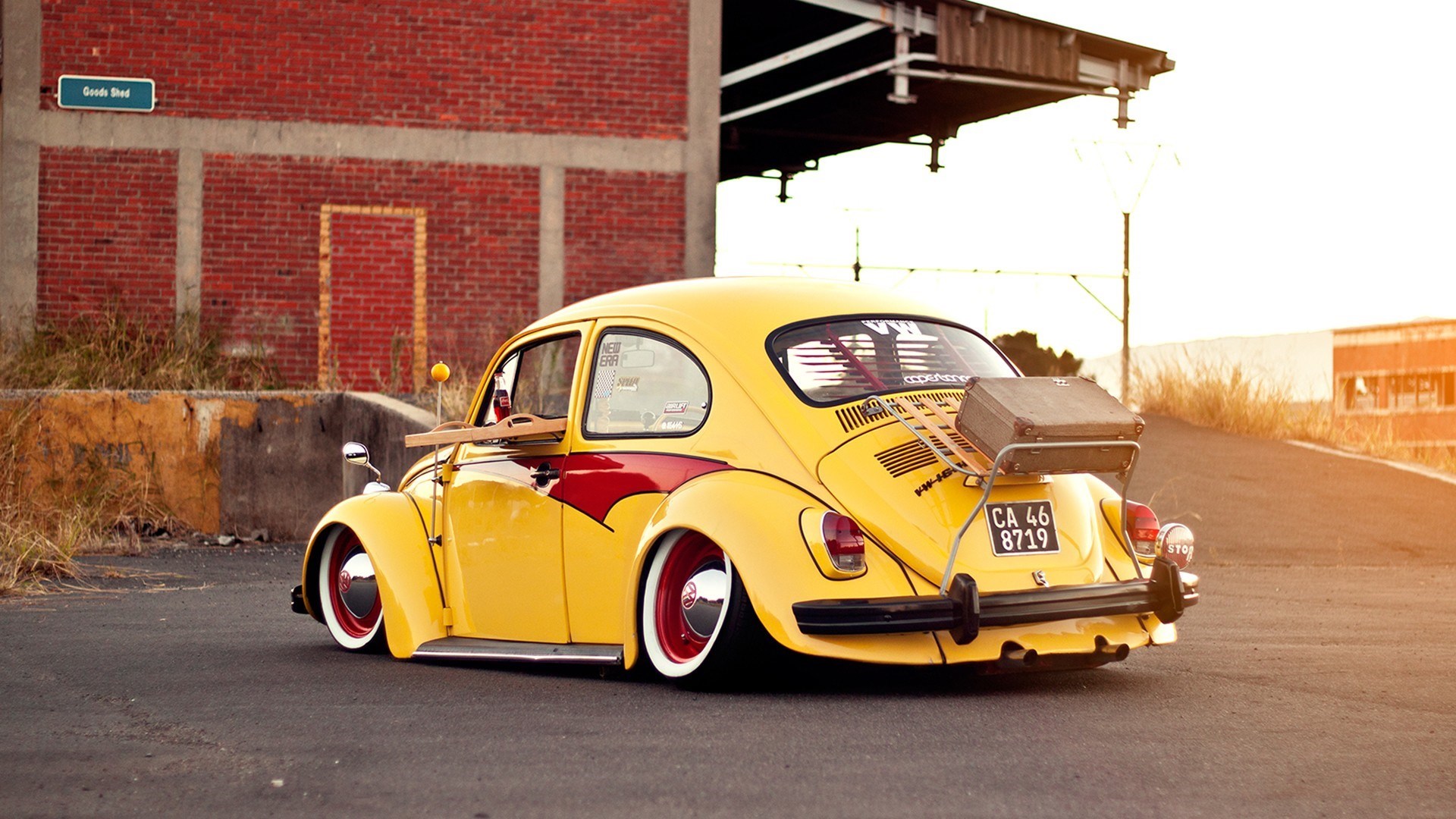 Volkswagen Bug Beetle Classic Car Yellow wallpaperx1080