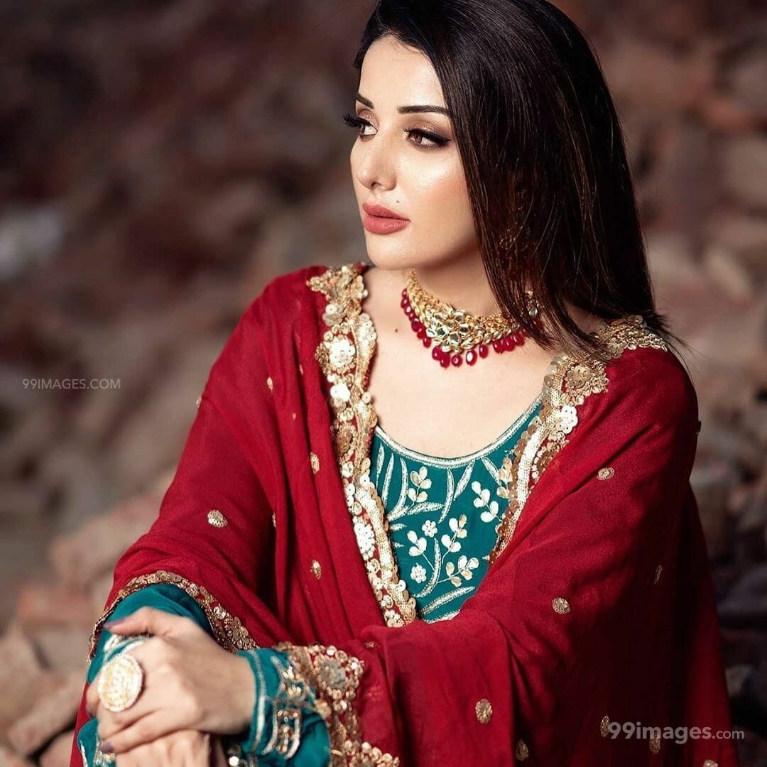 Sonia Mann Hot HD Photo & Wallpaper for mobile Download, WhatsApp DP (1080p) (png / jpg)