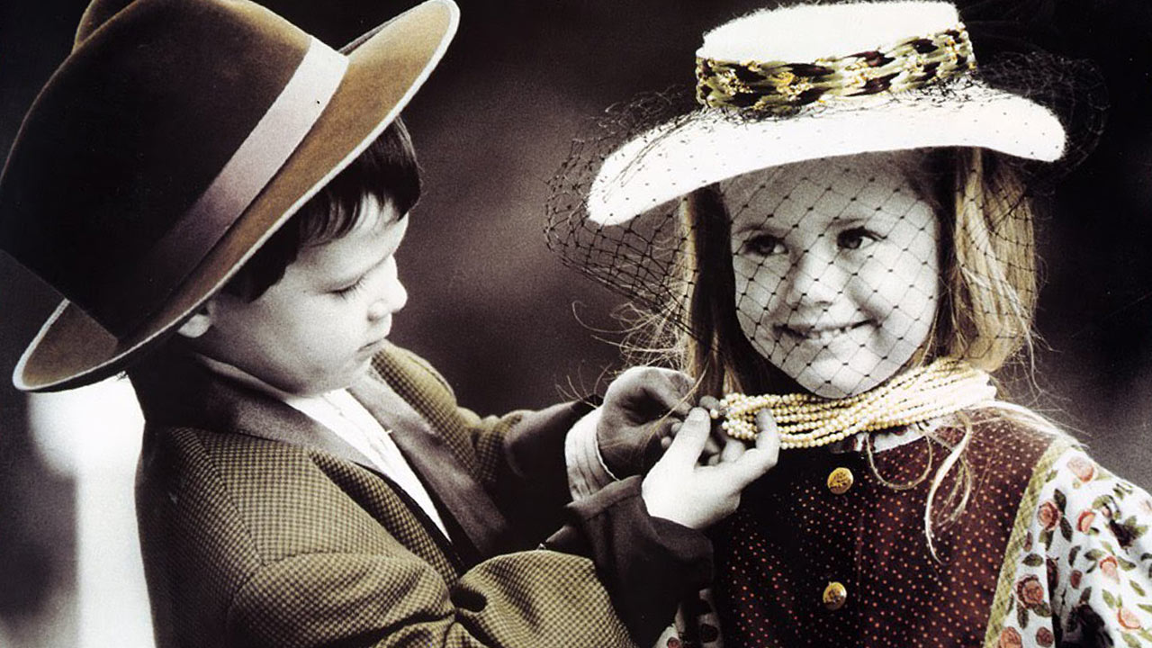 Sweet Kids Couples (Wallpaper)