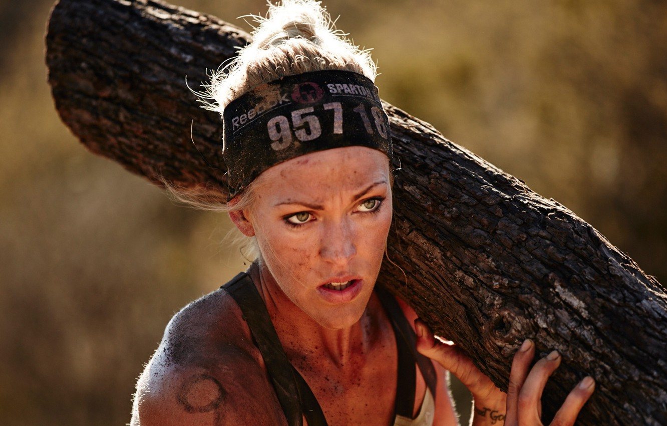 Wallpaper dirt, woman, trunk, weight, Spartan Race, physical exertion, physical and mental fatigue image for desktop, section спорт