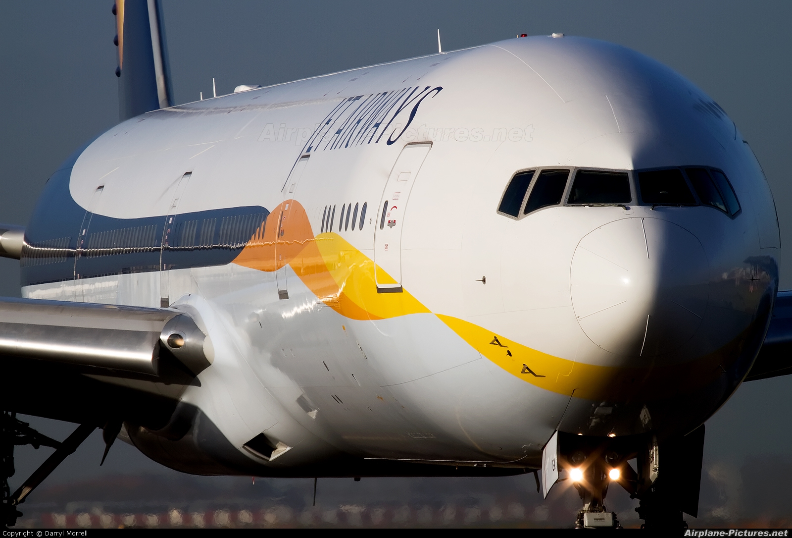 VT JEK Airways Boeing 777 300ER At London. Photo ID 112426
