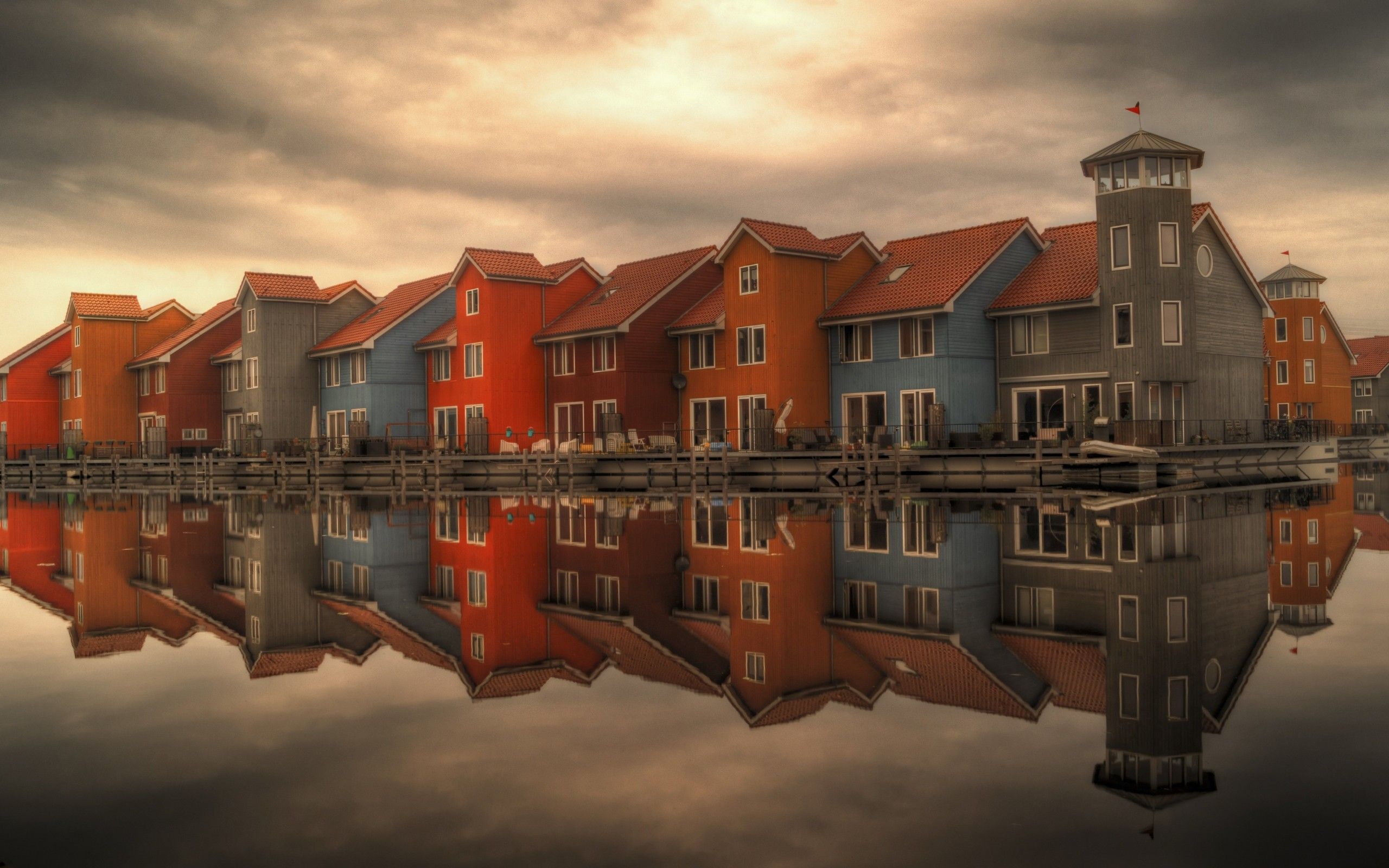 Travel row houses apartments reitdiephaven groningen netherlands