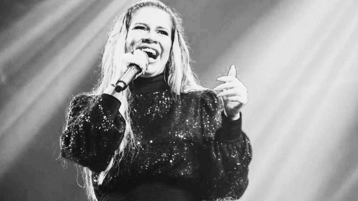 Latin Grammy Winning Singer Marilia Mendonca Dies In Brazil Plane Crash