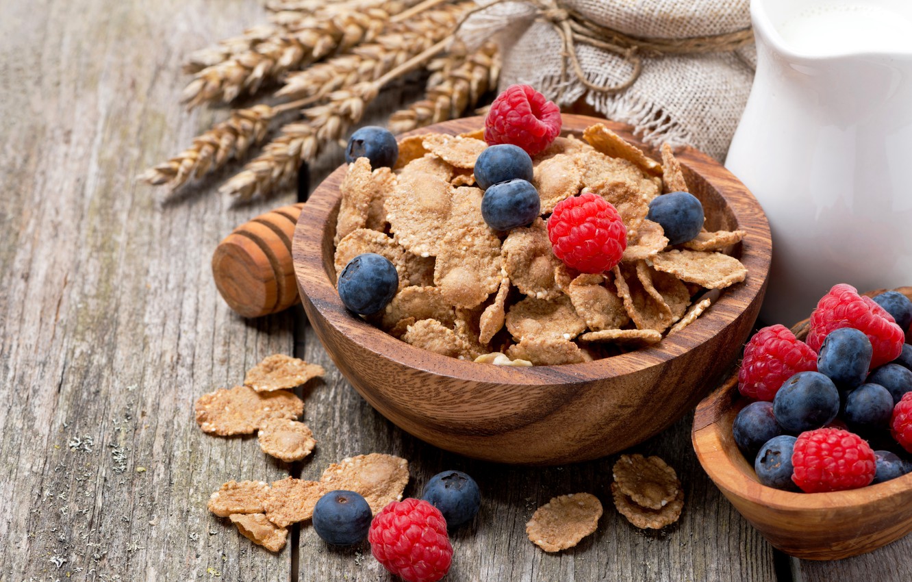 Wallpaper raspberry, food, Breakfast, milk, blueberries, fruit, fruit, corn flakes, breakfast, milk, blueberries, raspberries, cornflakes image for desktop, section еда