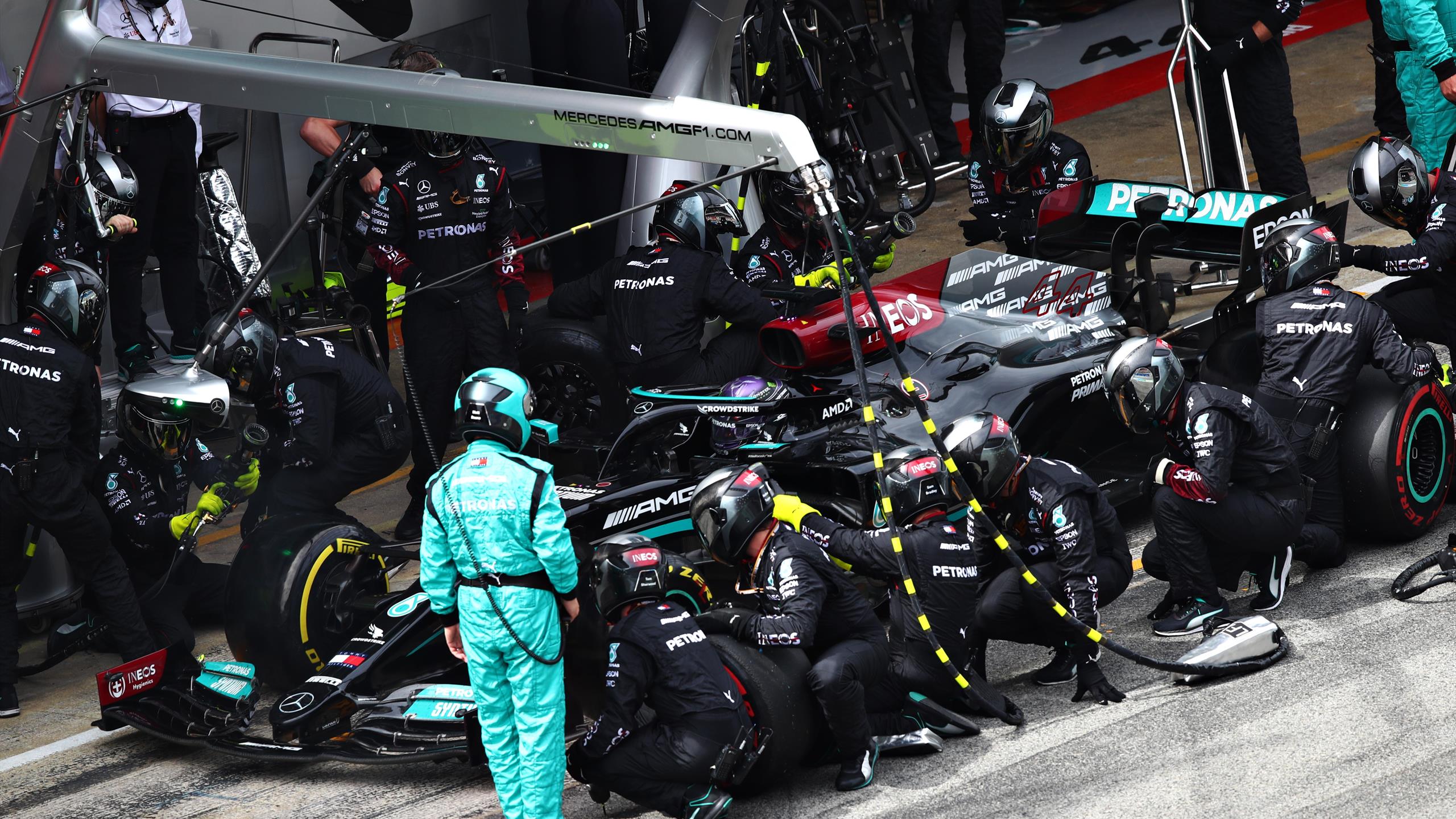F1 news - 'Perfect execution from the team'