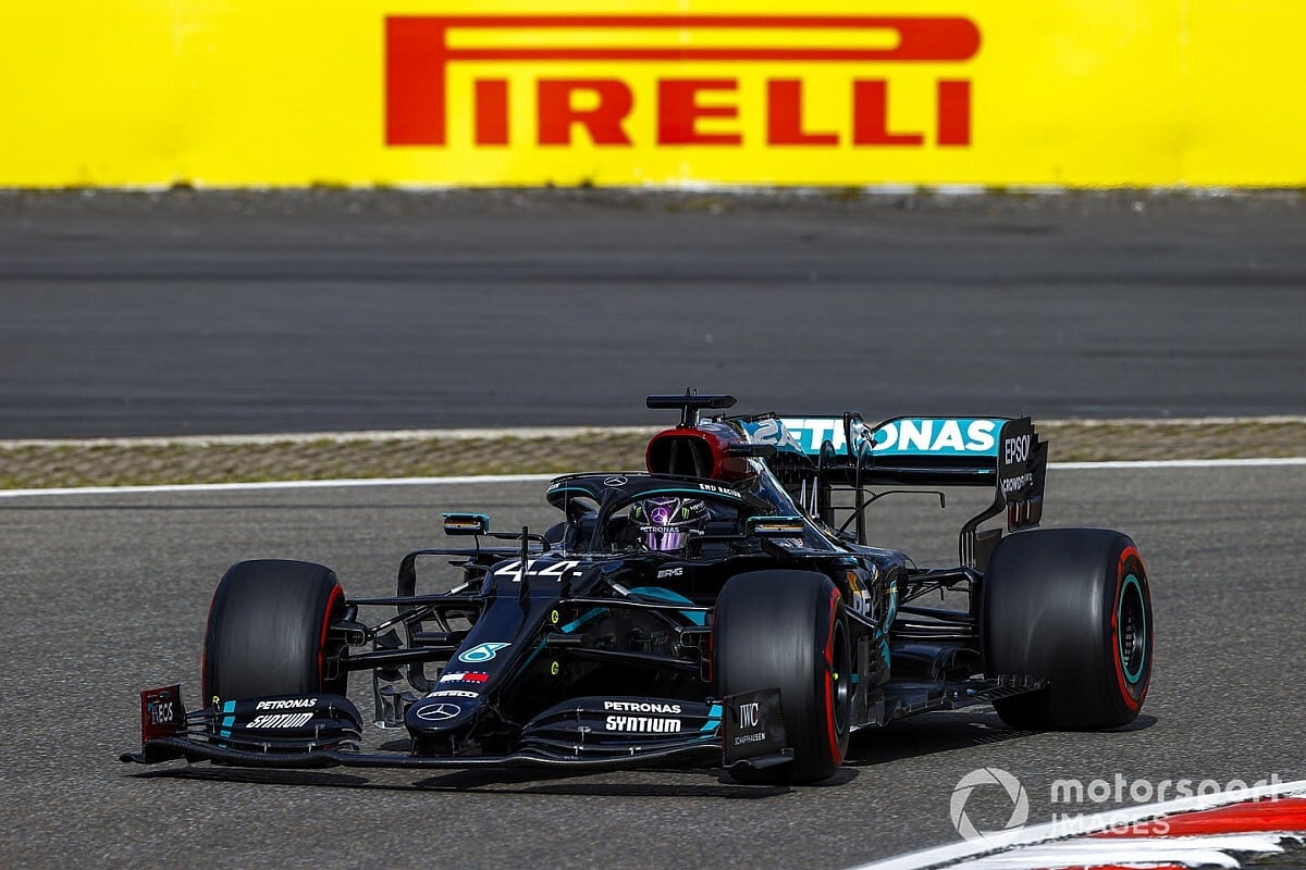 Mercedes: No safety concerns over Hamilton F1 steering wheel
