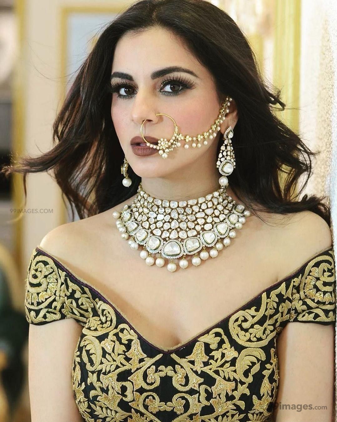 Shraddha Arya HD Wallpaper (Desktop Background / Android / iPhone) (1080p, 4k) (1077x1347)
