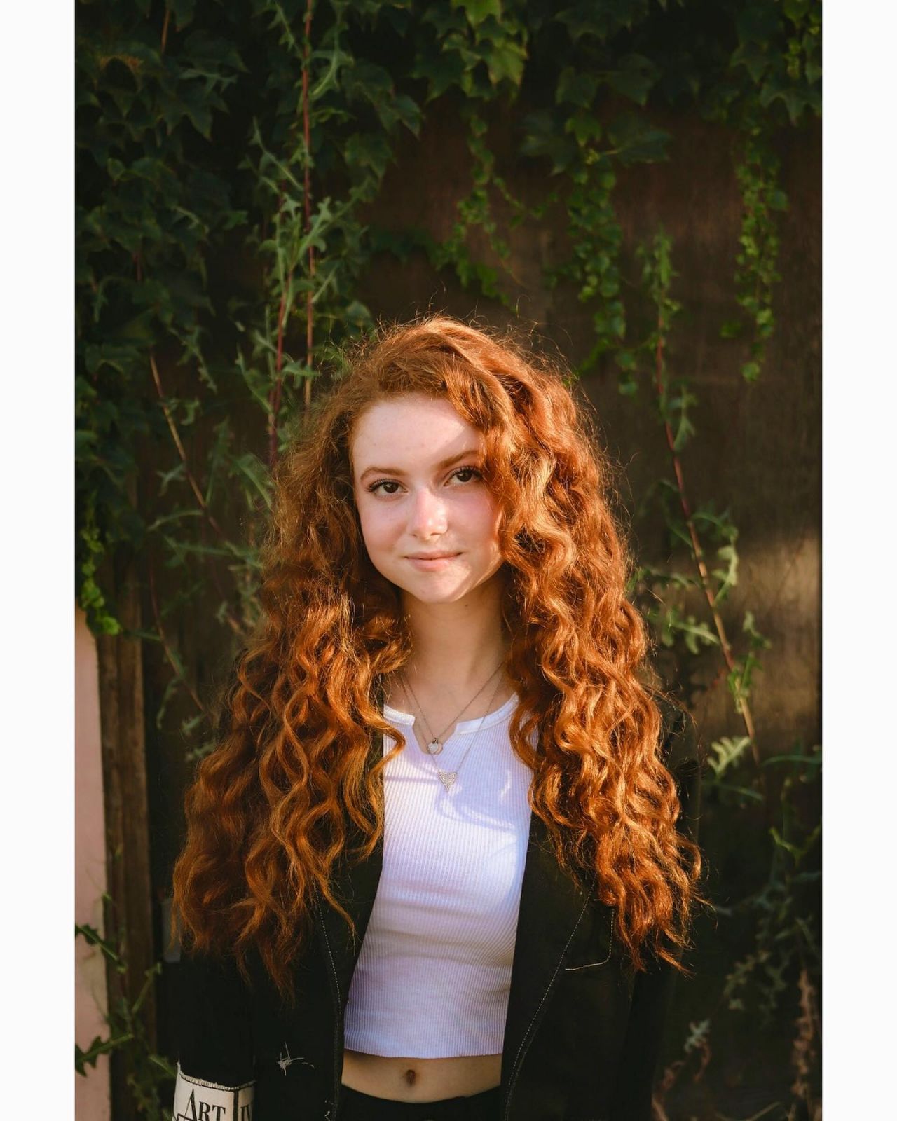 Francesca Capaldi Style, Clothes, Outfits and Fashion.