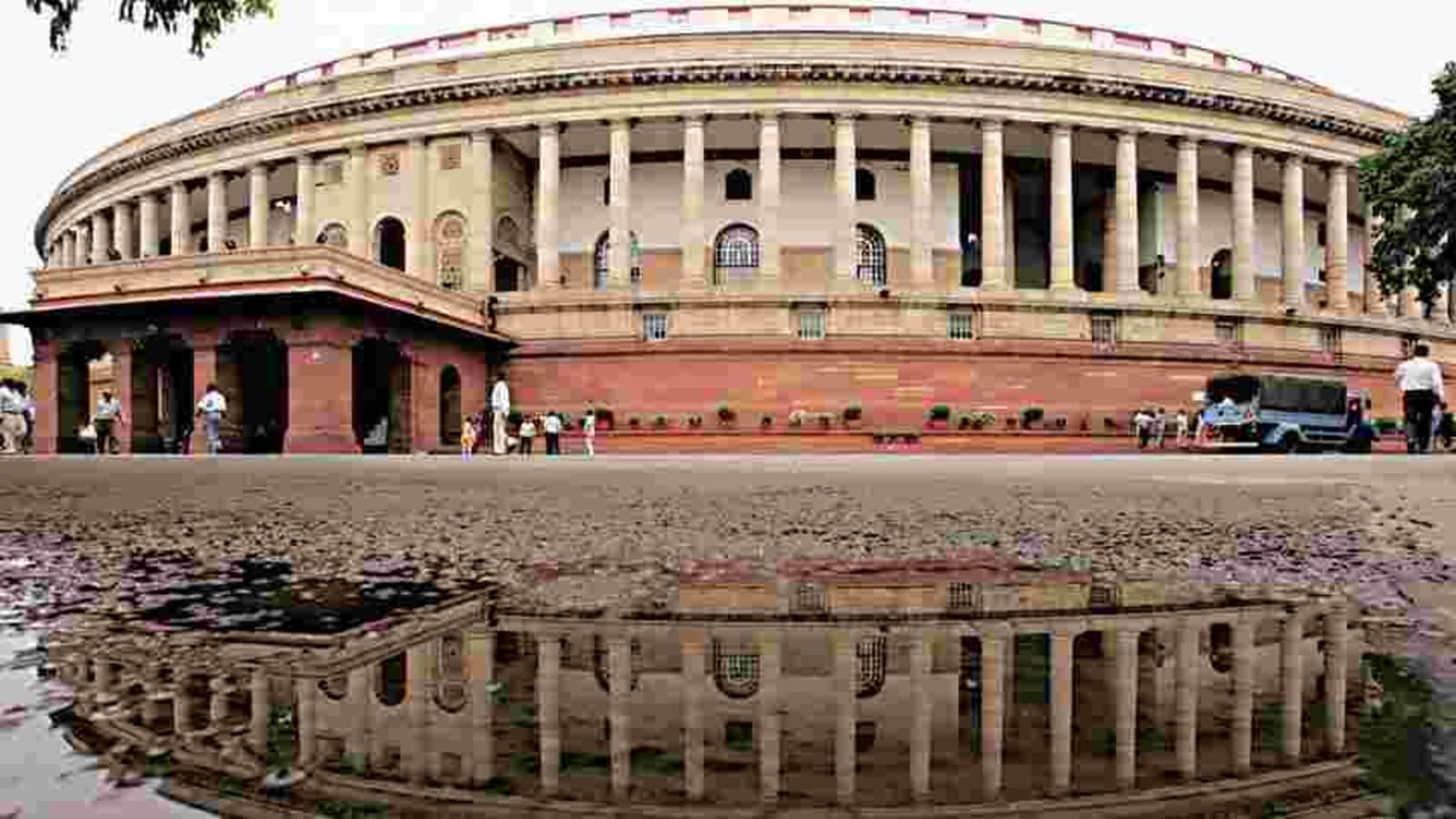 BJP slams opposition parties for decision to boycott President's address to Parliament. Latest News India