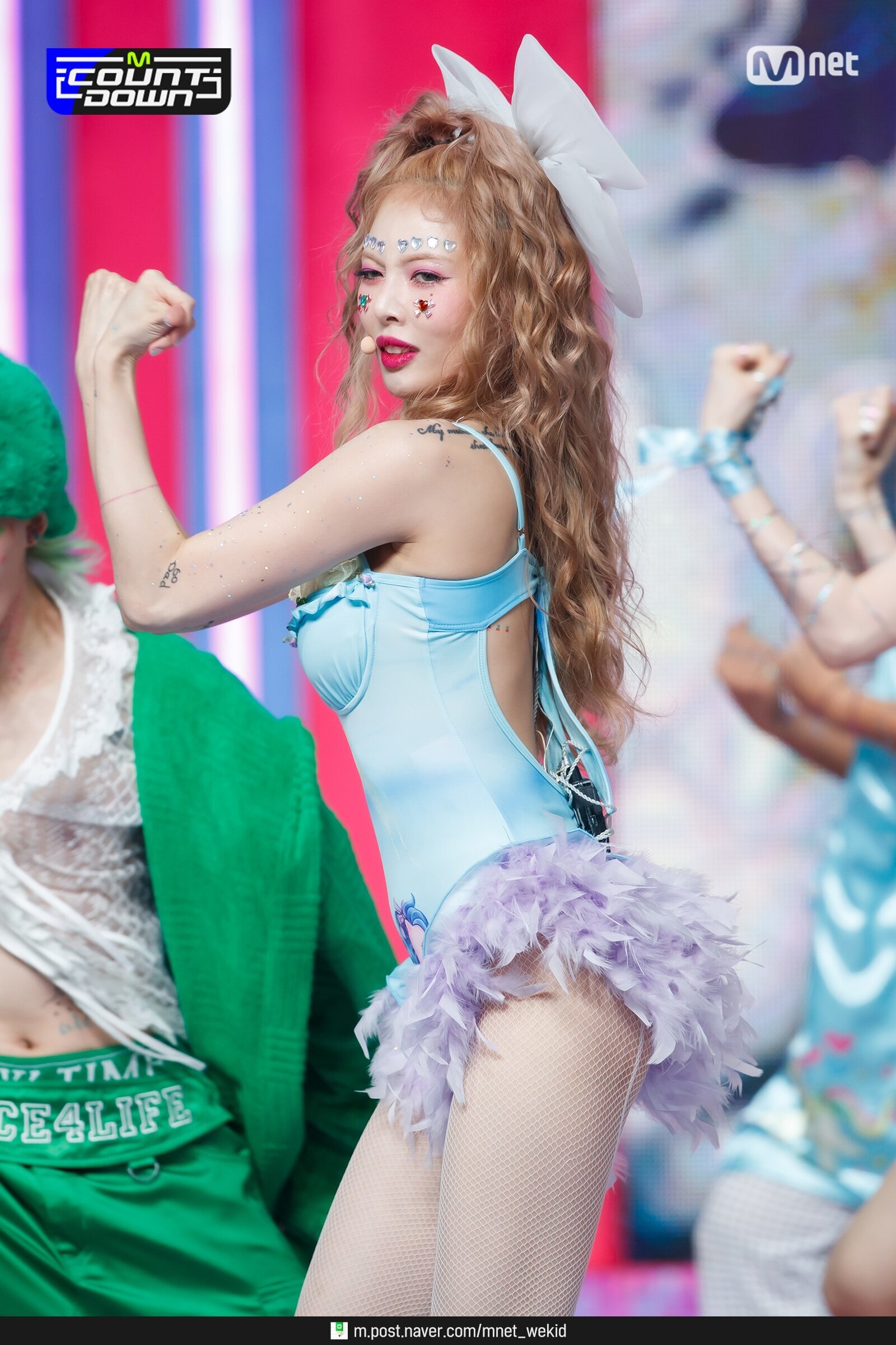 HyunA&DAWN Performing 'PING PONG' at M Countdown